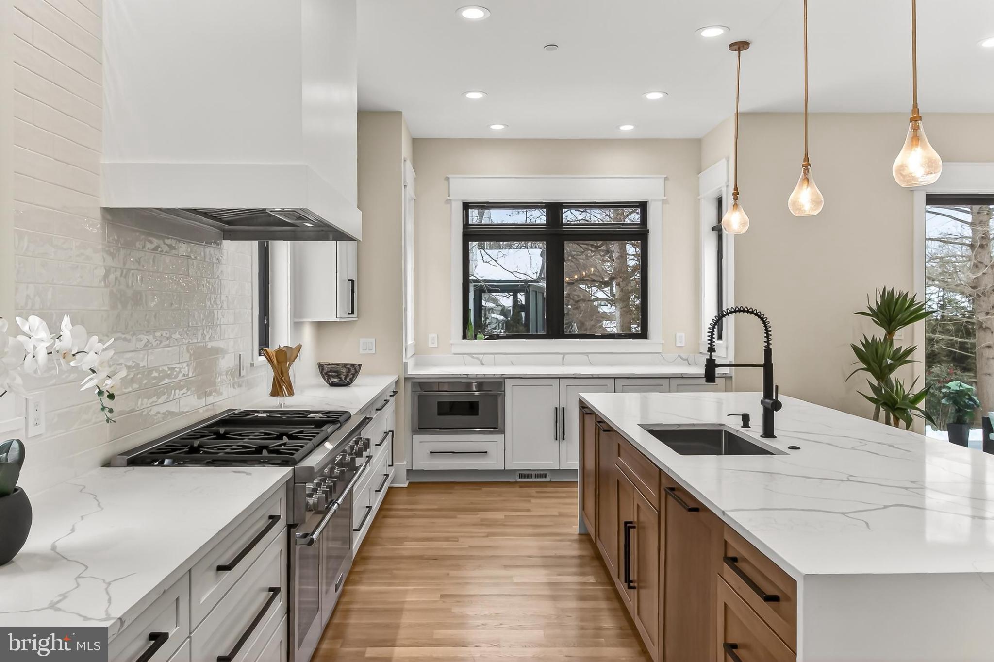 OAKWOOD KNOLLS - Residential