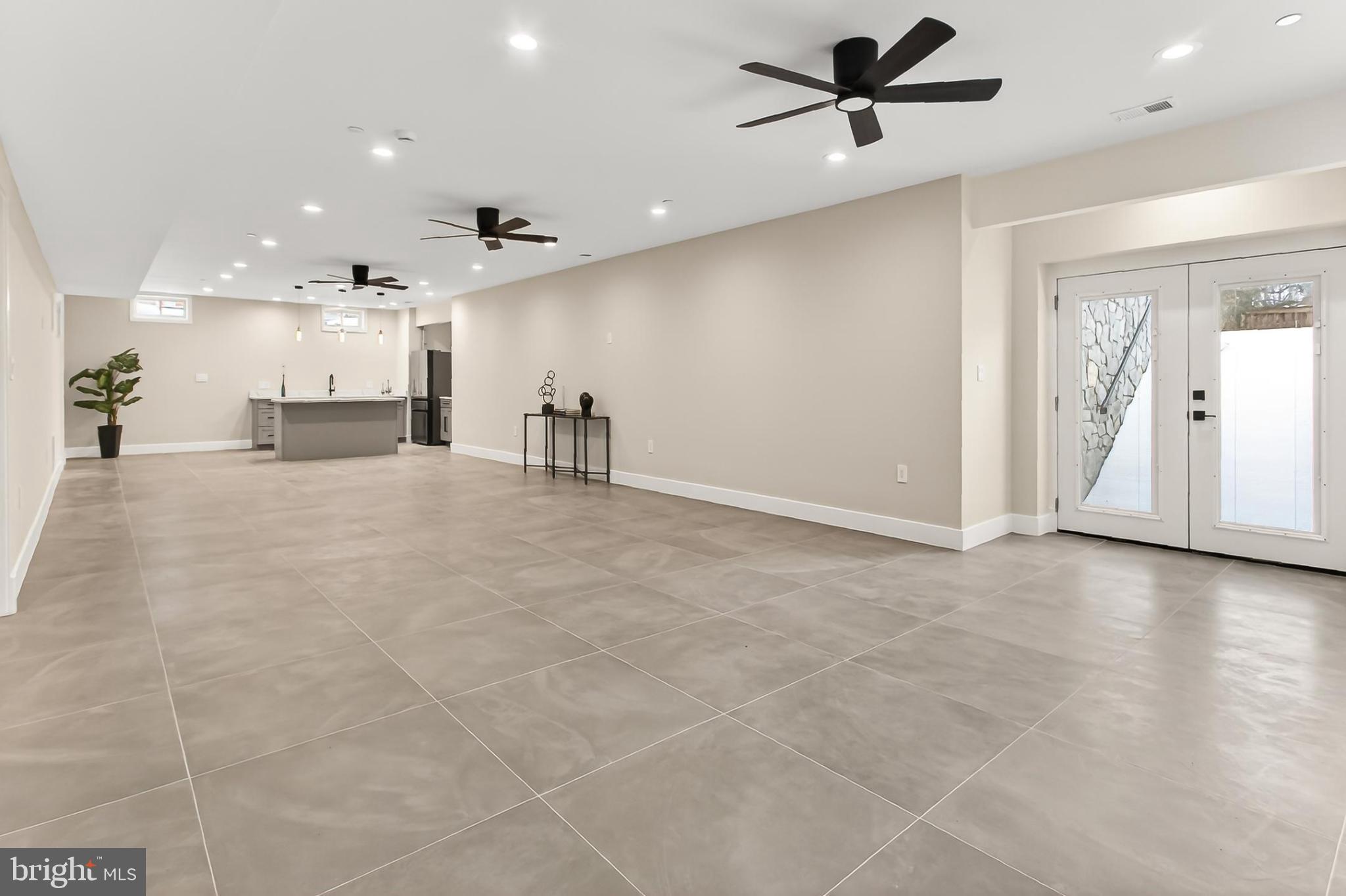 OAKWOOD KNOLLS - Residential