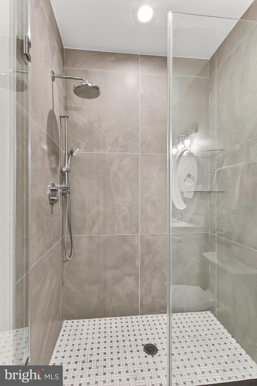 OAKWOOD KNOLLS - Residential