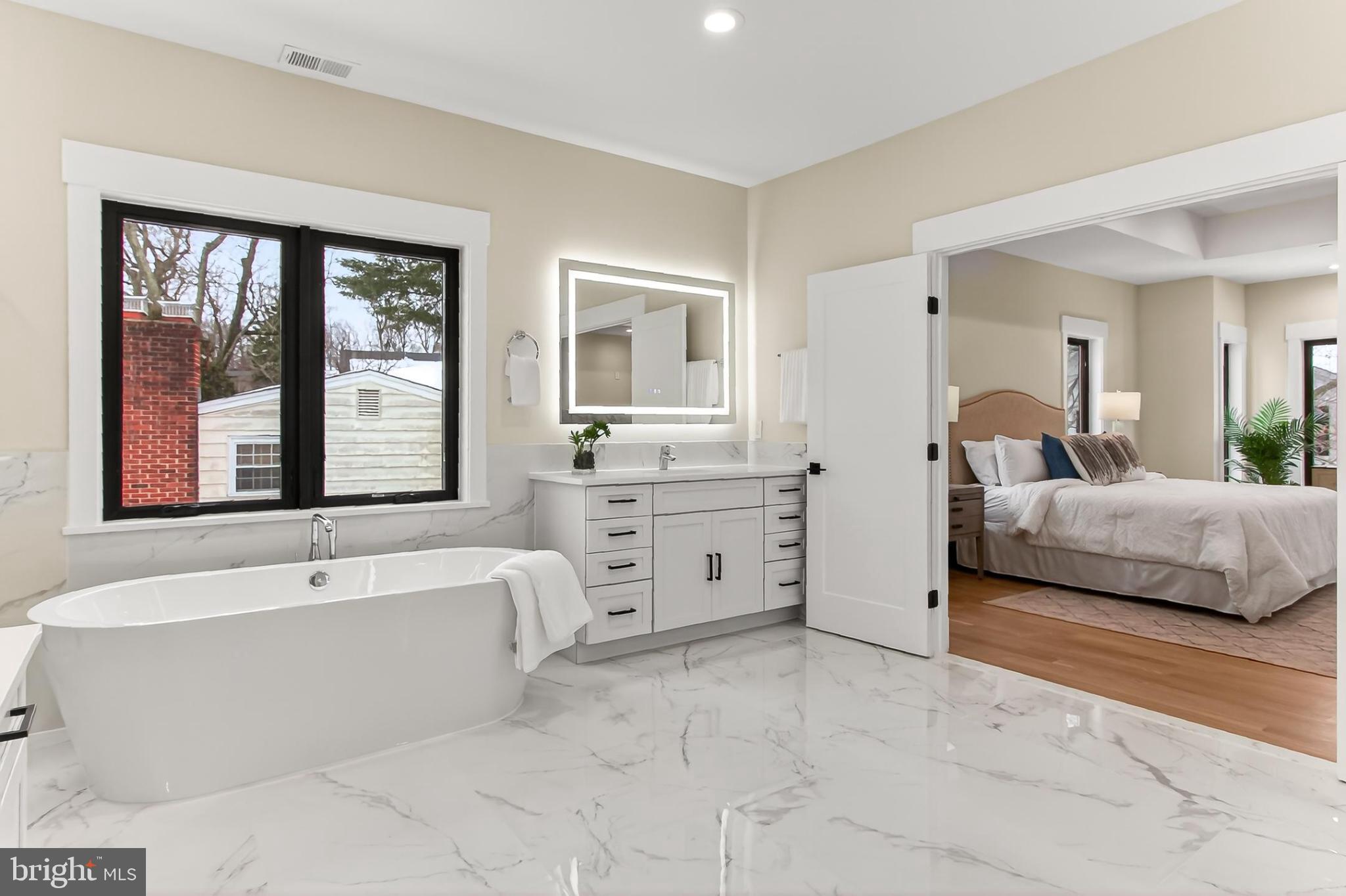 OAKWOOD KNOLLS - Residential