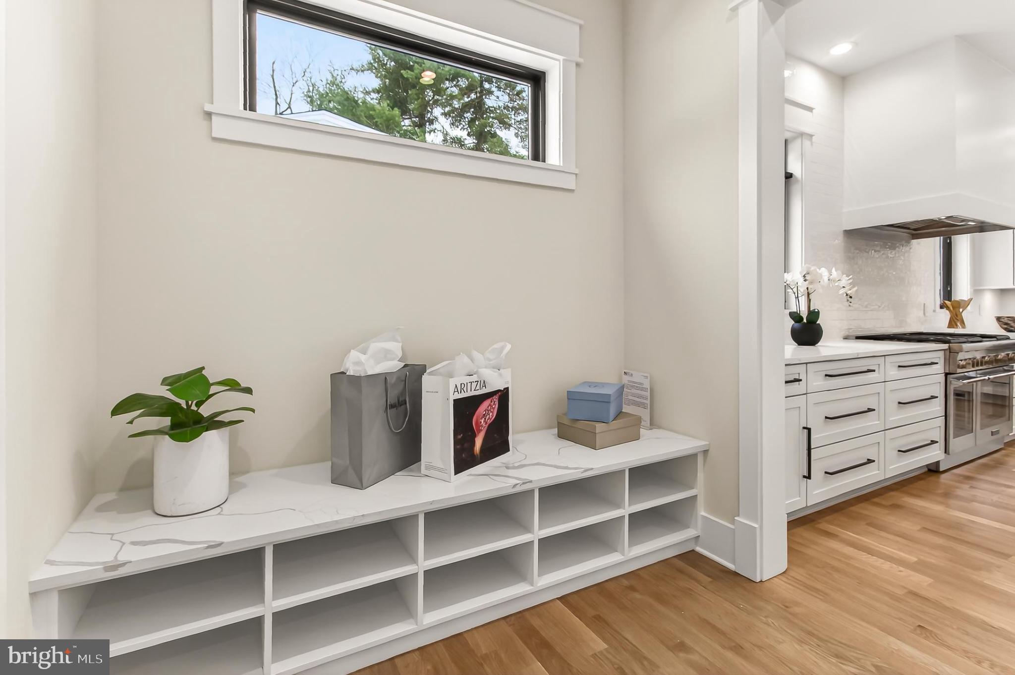 OAKWOOD KNOLLS - Residential