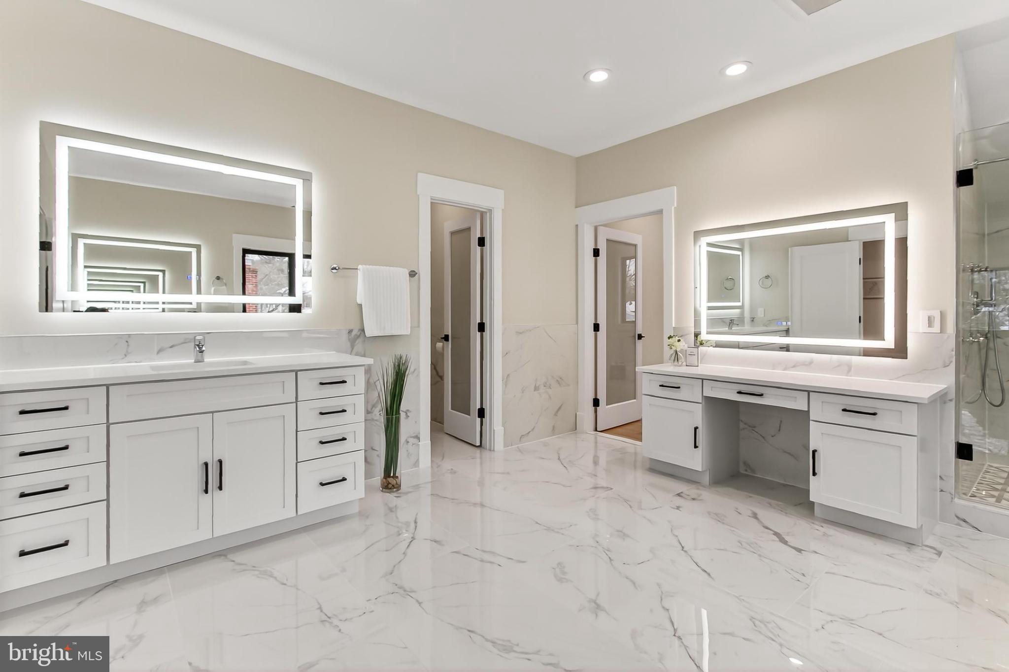 OAKWOOD KNOLLS - Residential