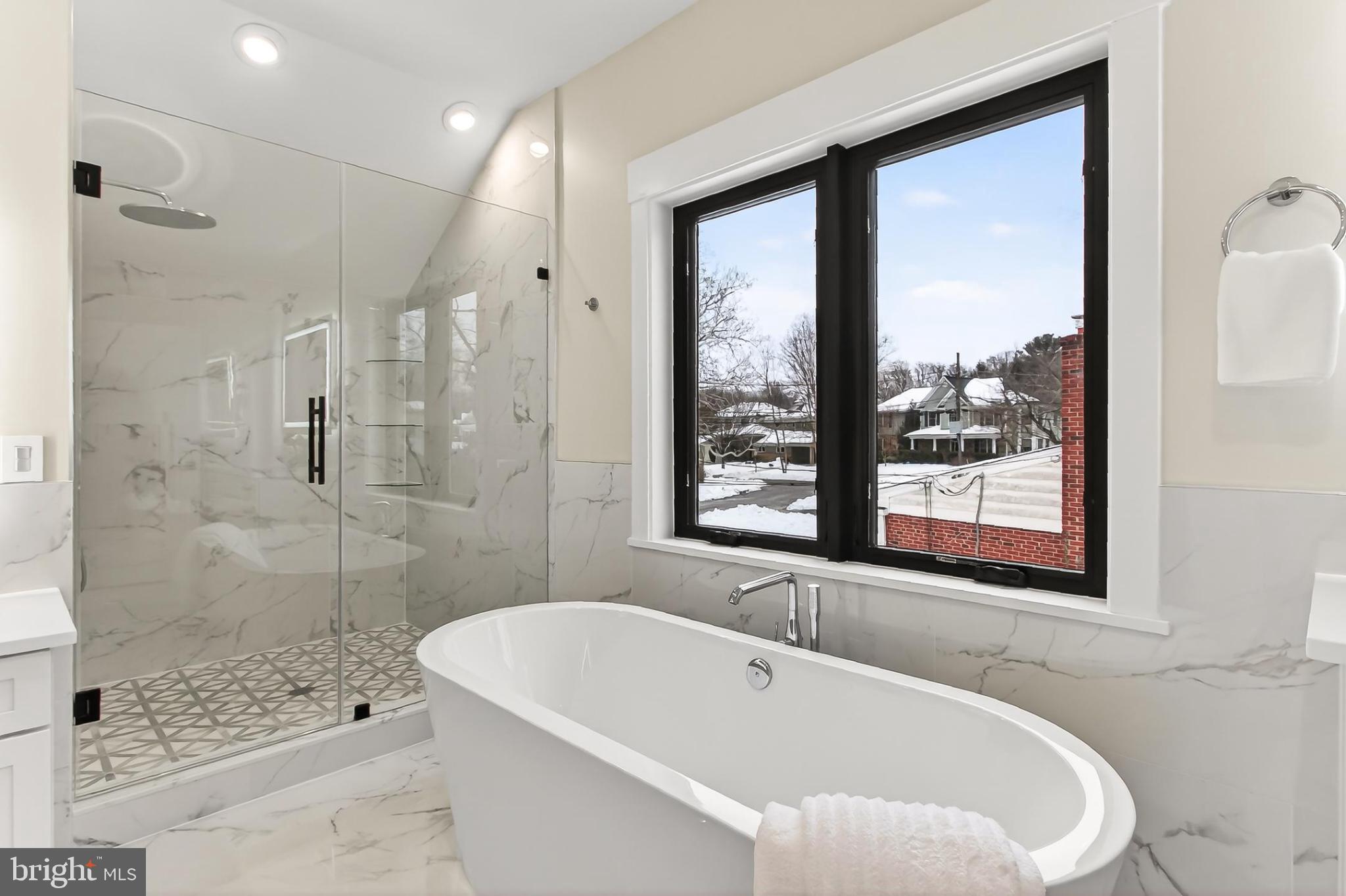 OAKWOOD KNOLLS - Residential