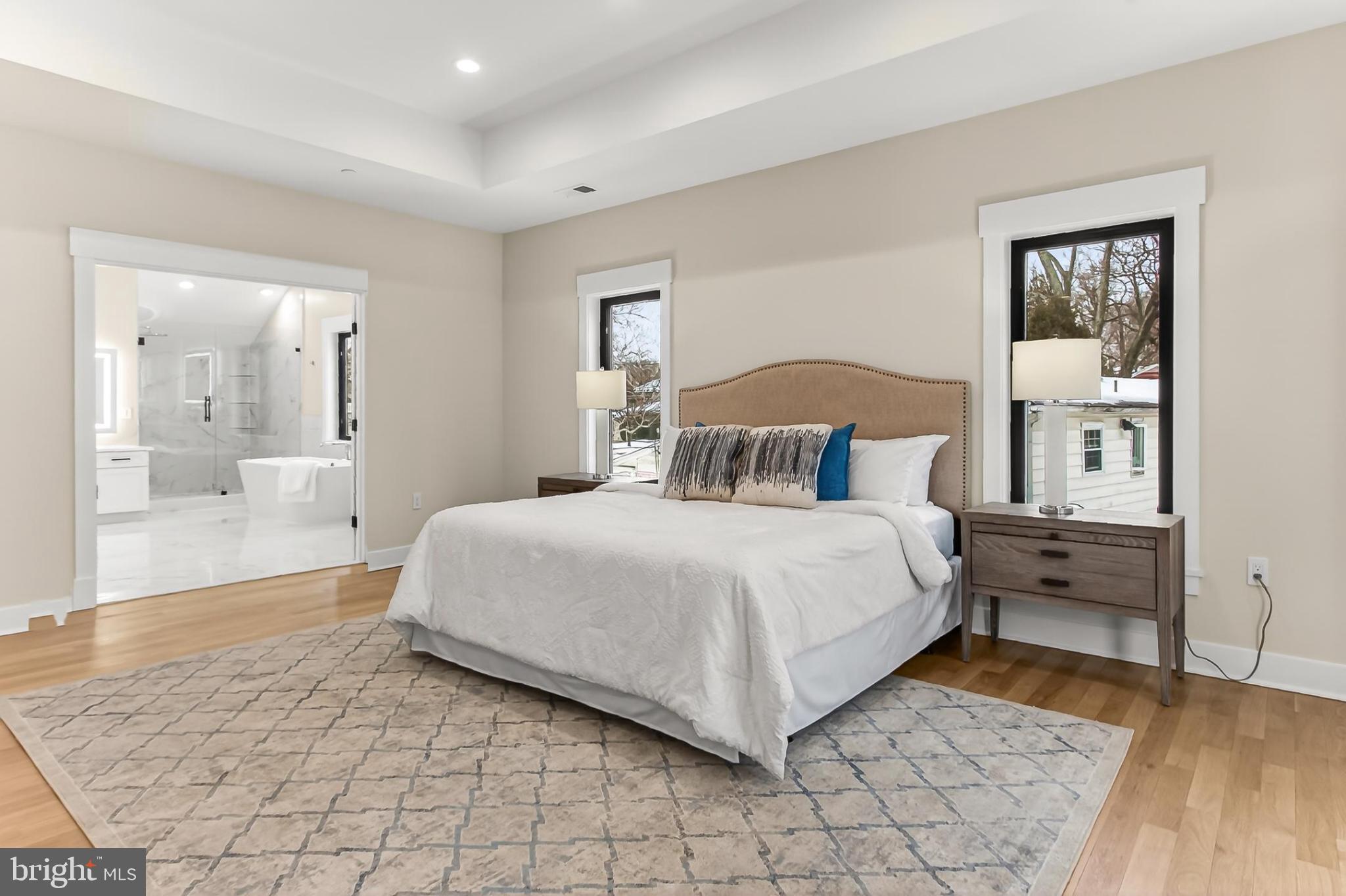 OAKWOOD KNOLLS - Residential