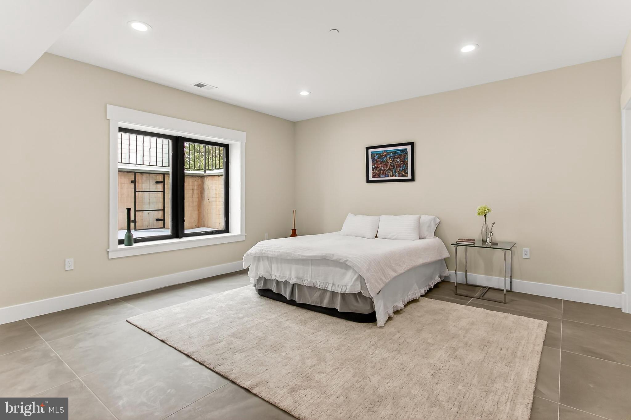 OAKWOOD KNOLLS - Residential