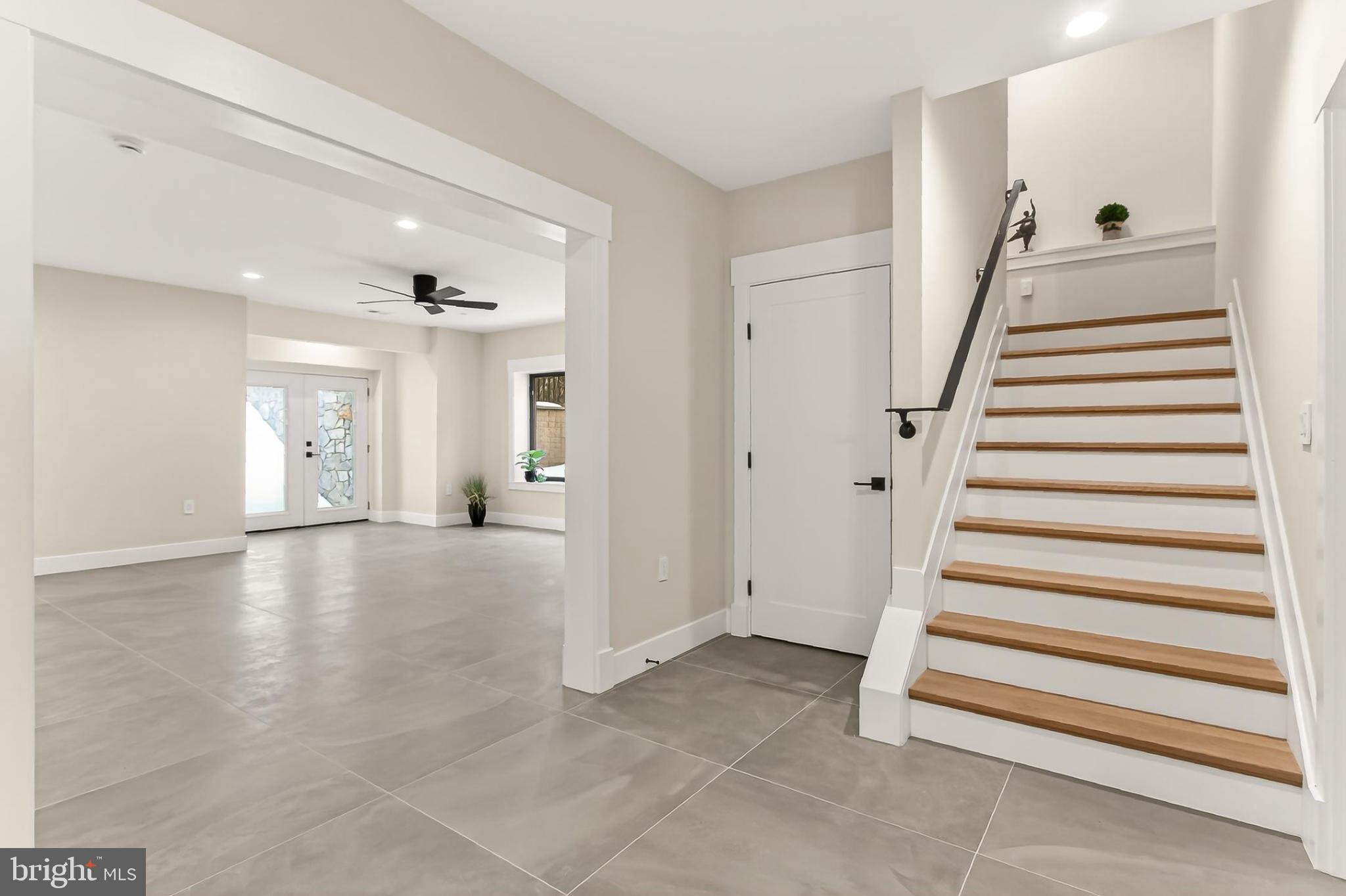 OAKWOOD KNOLLS - Residential