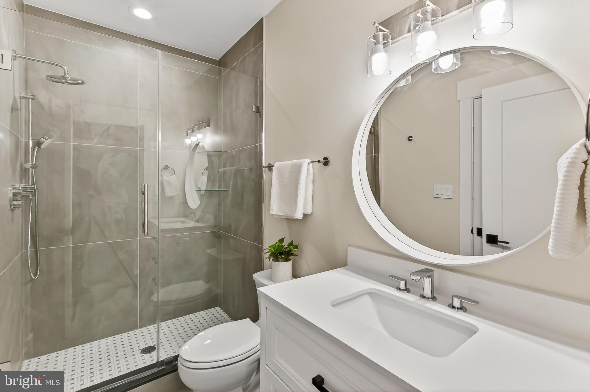 OAKWOOD KNOLLS - Residential