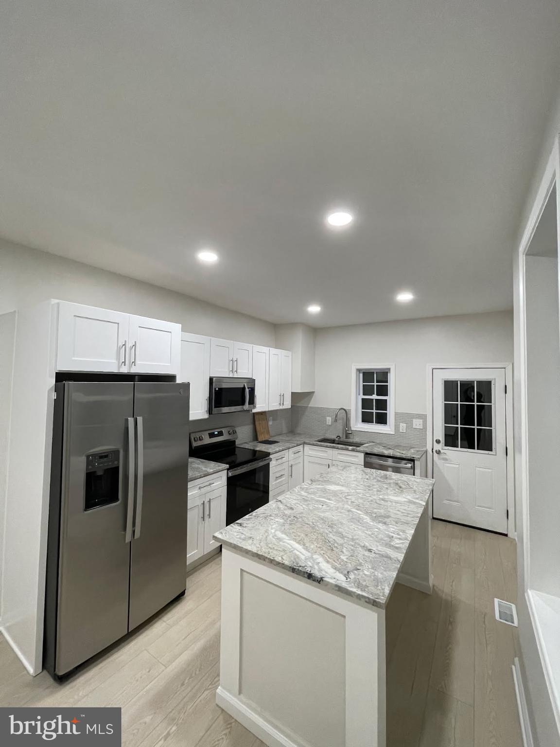 ALLISON HILL - Residential