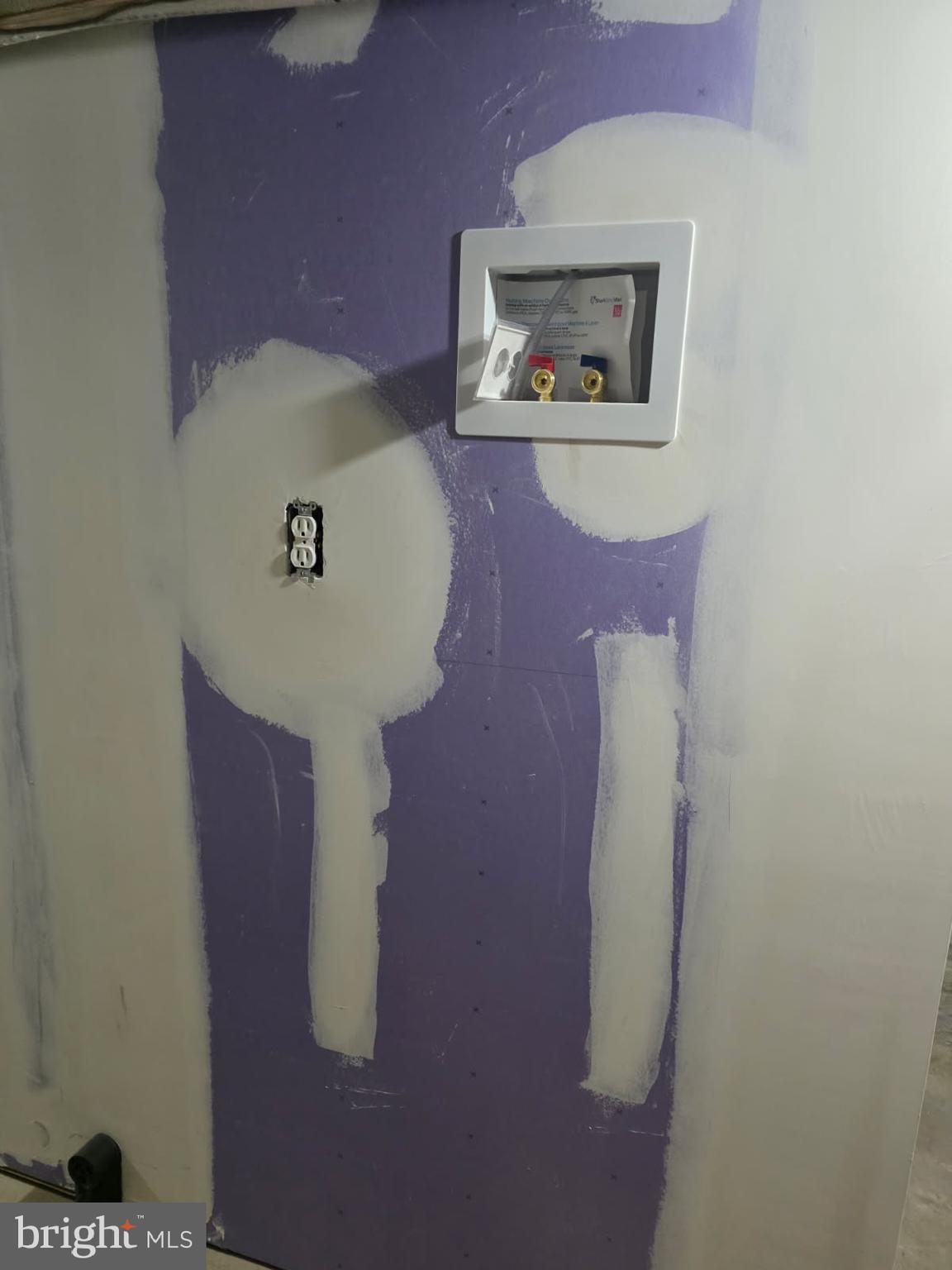 ALLISON HILL - Residential