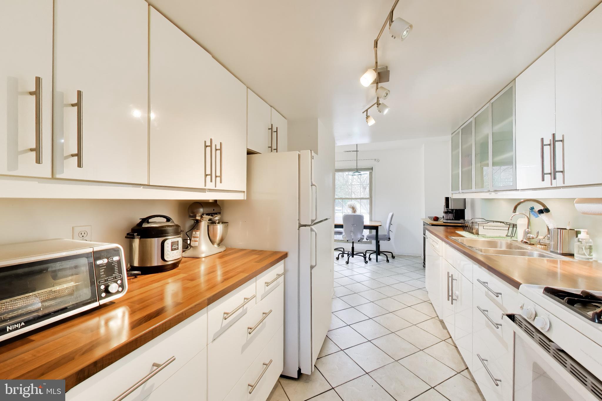 WESTCHESTER PARK - Residential