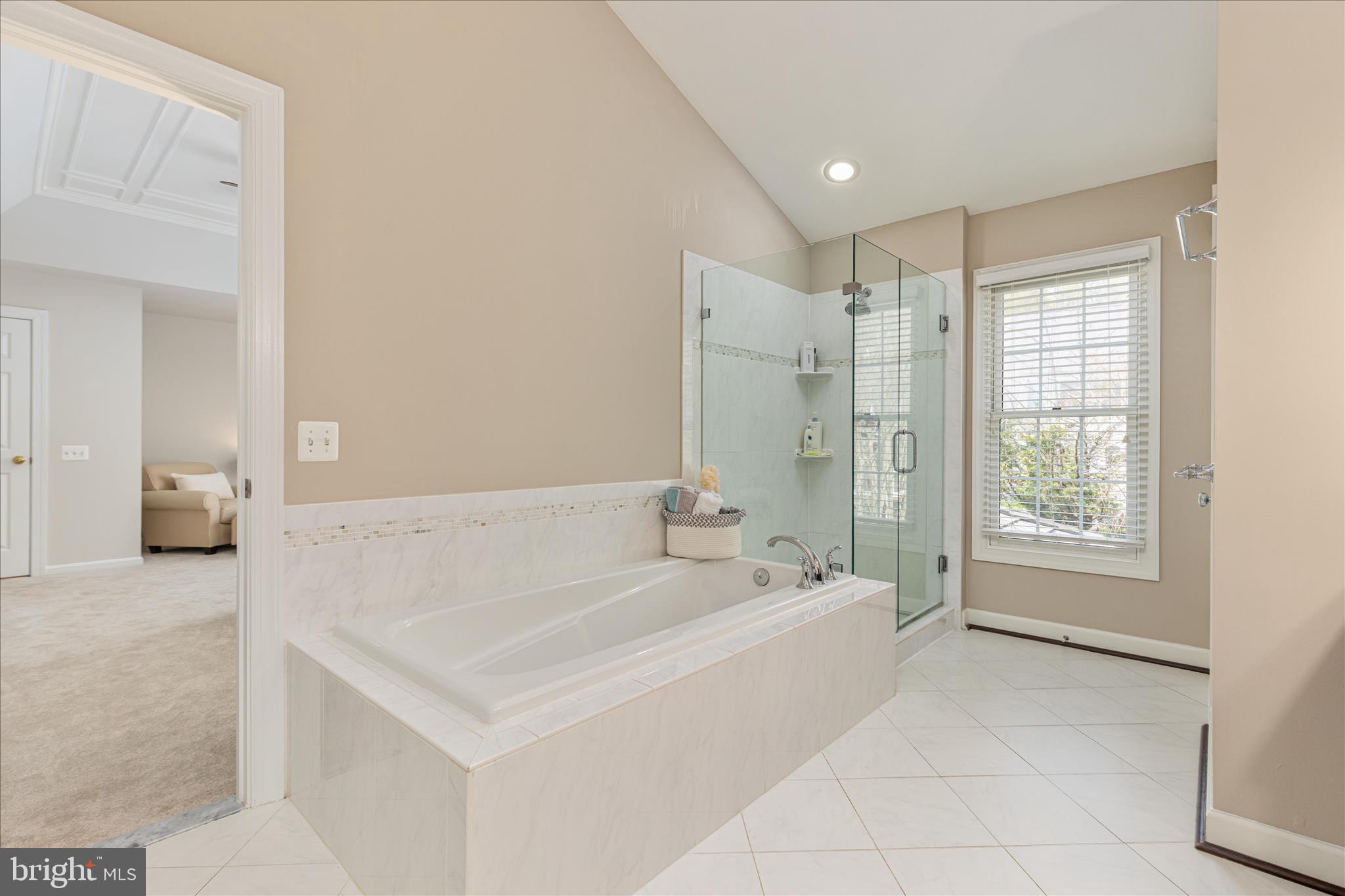 WOODLEA MANOR - Residential