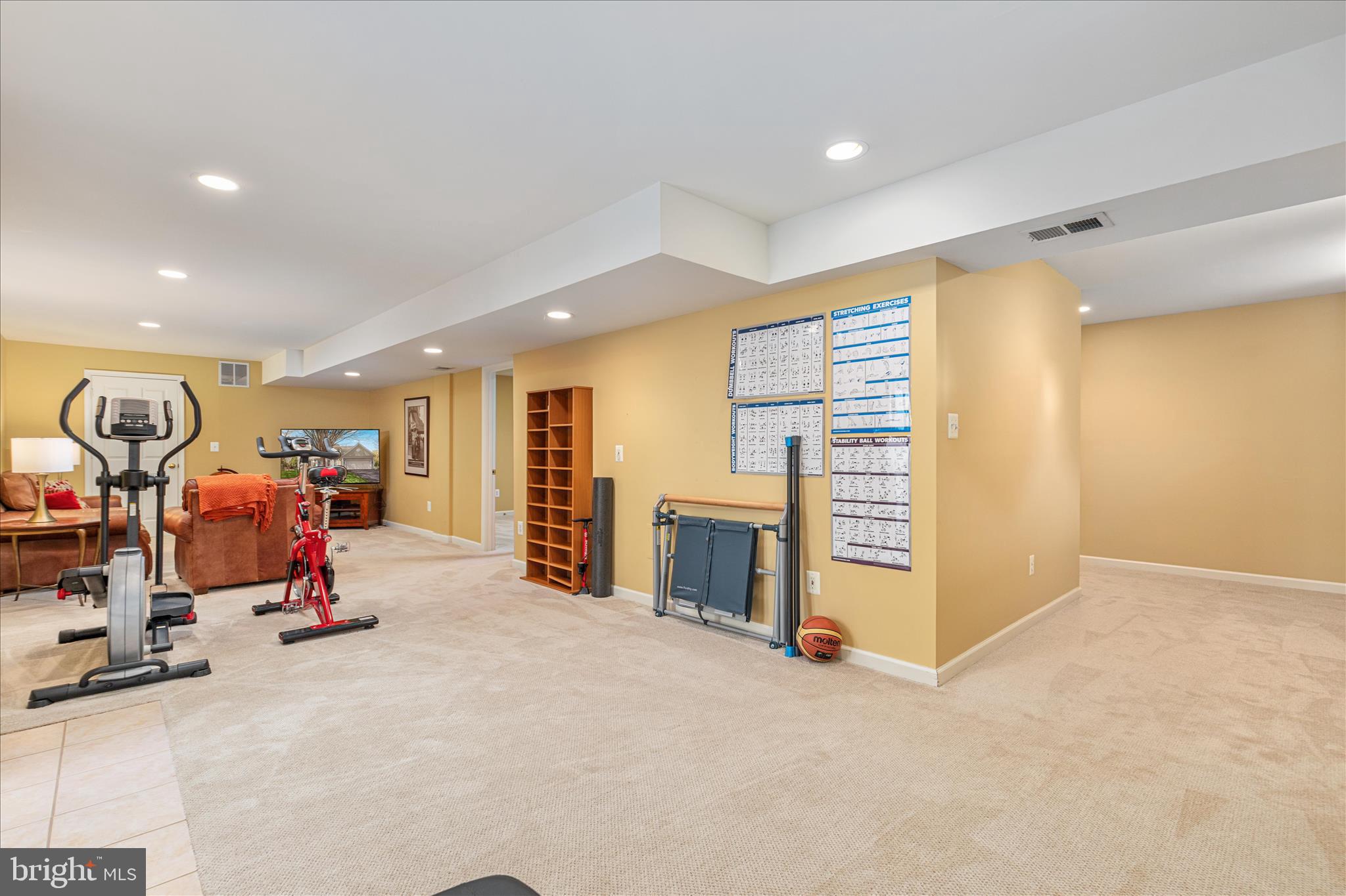 WOODLEA MANOR - Residential