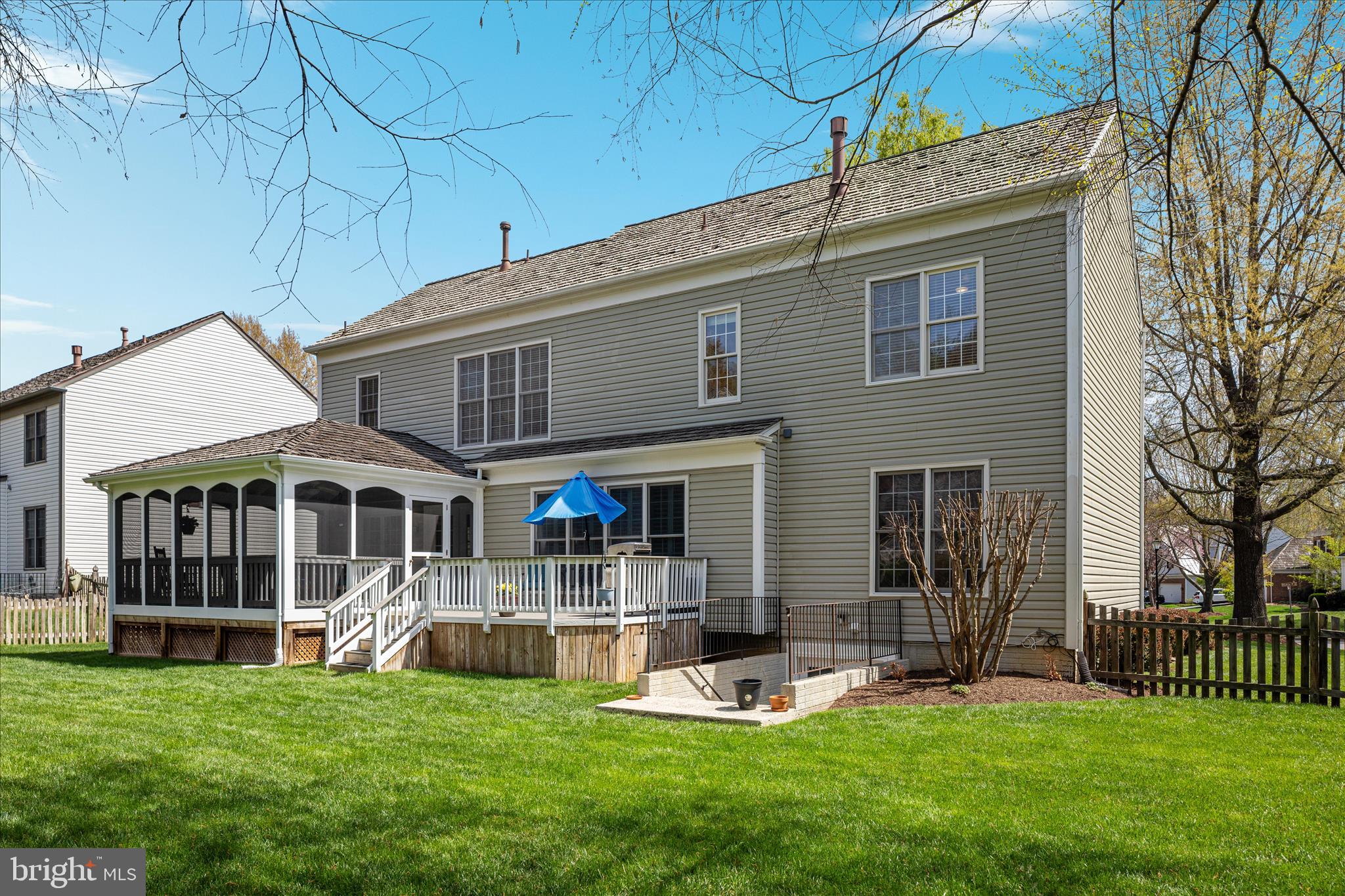 WOODLEA MANOR - Residential