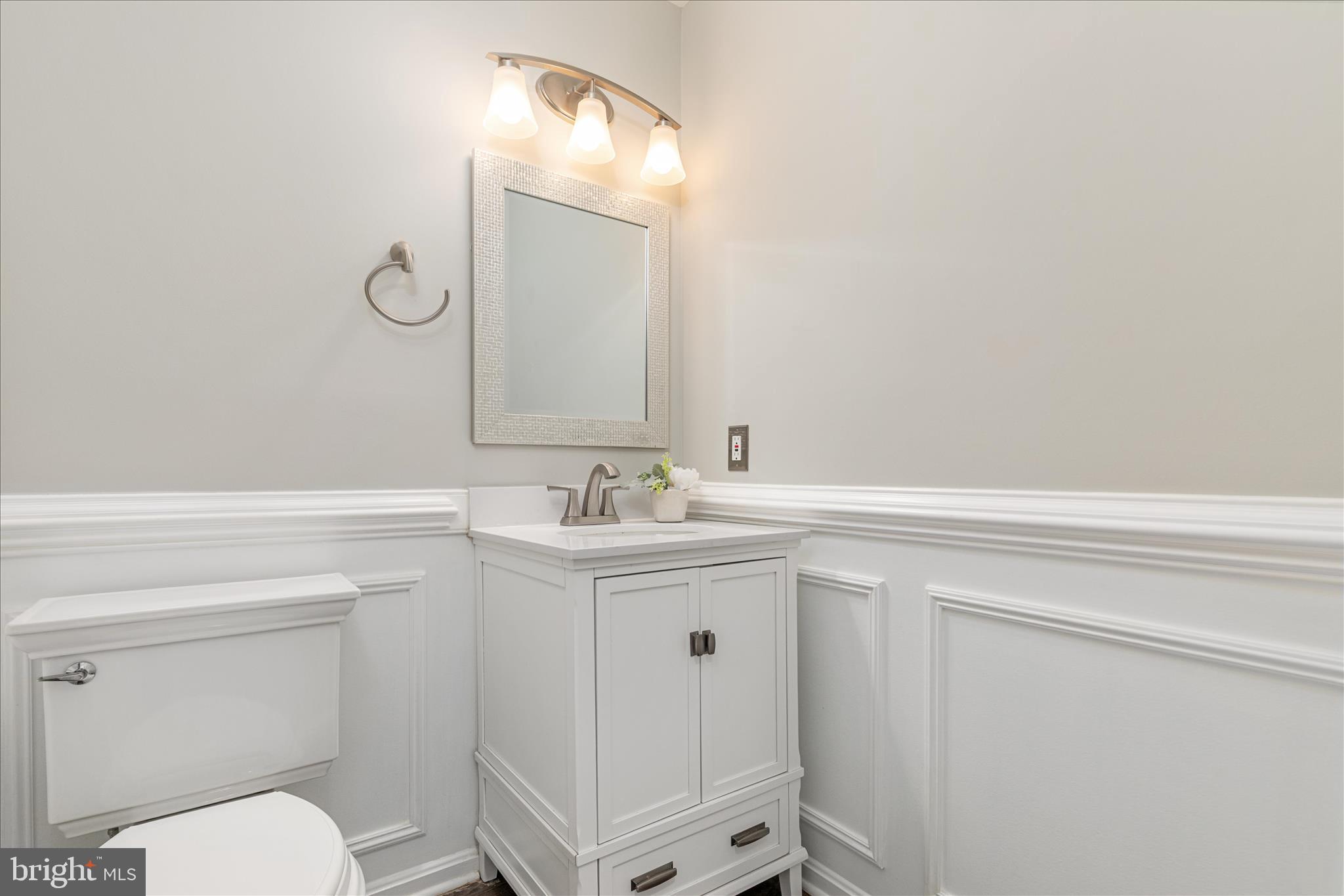 WOODLEA MANOR - Residential