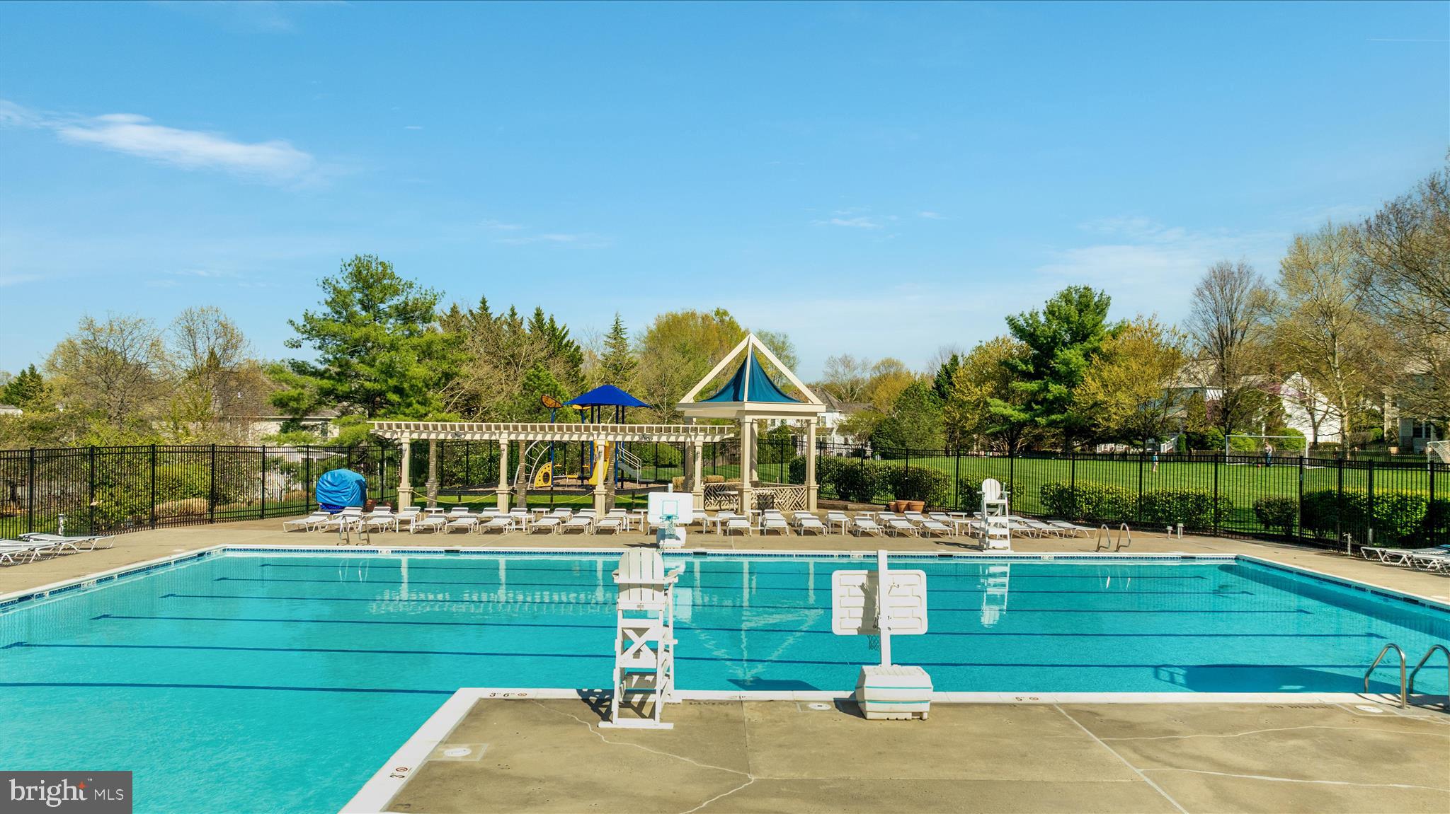 WOODLEA MANOR - Residential