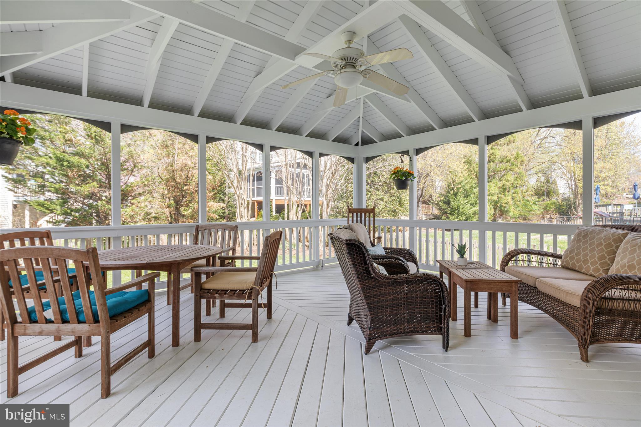 WOODLEA MANOR - Residential