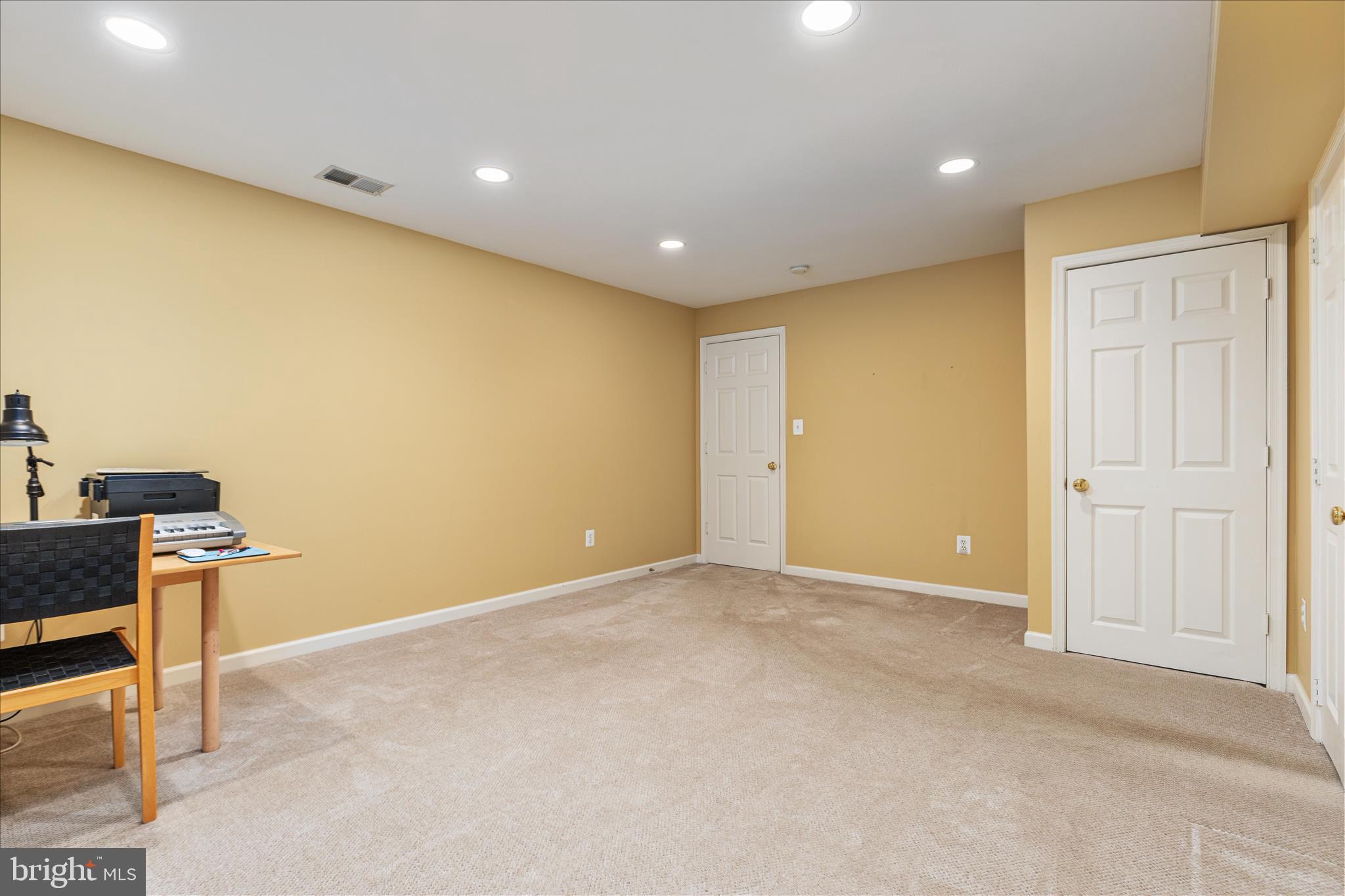 WOODLEA MANOR - Residential