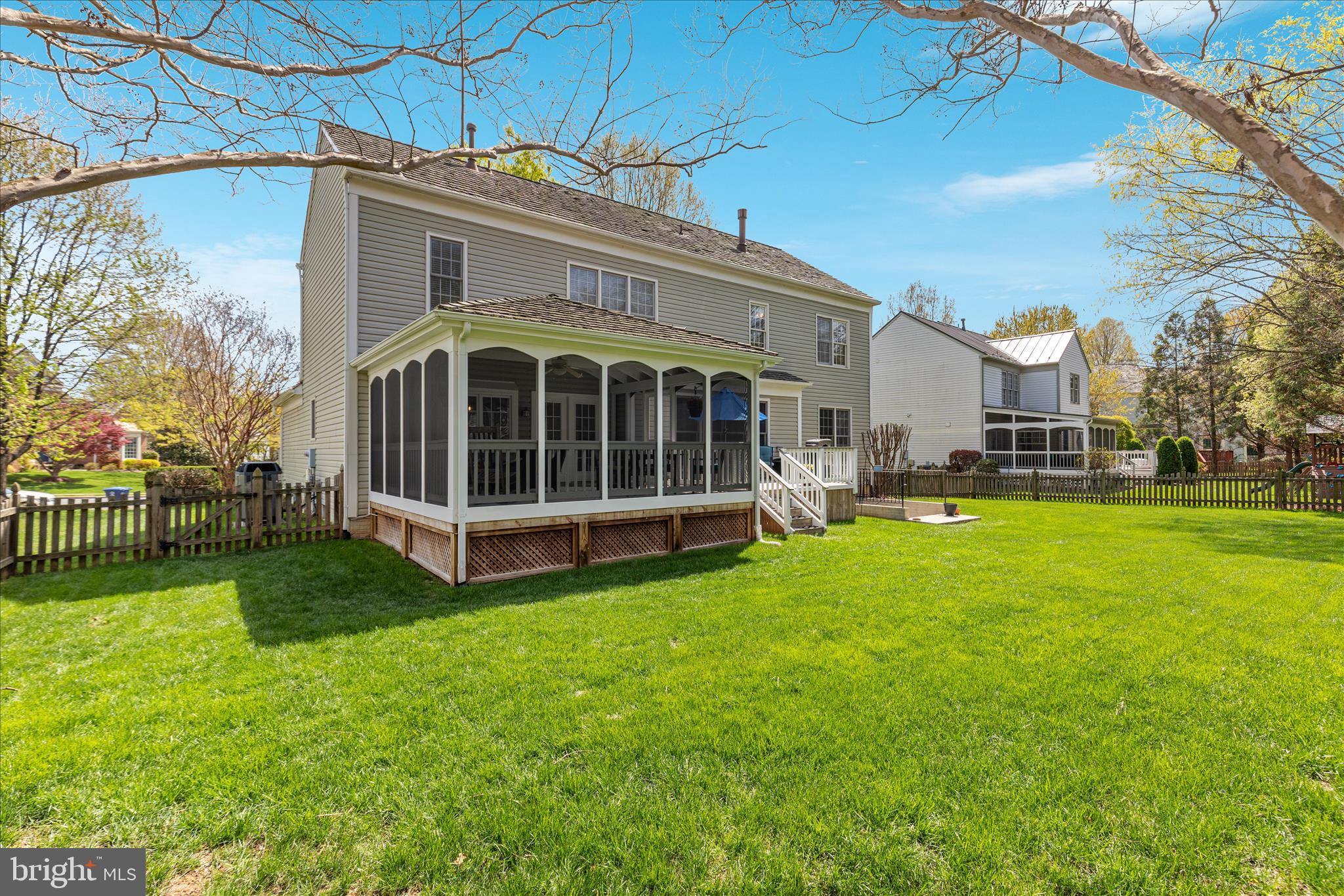 WOODLEA MANOR - Residential