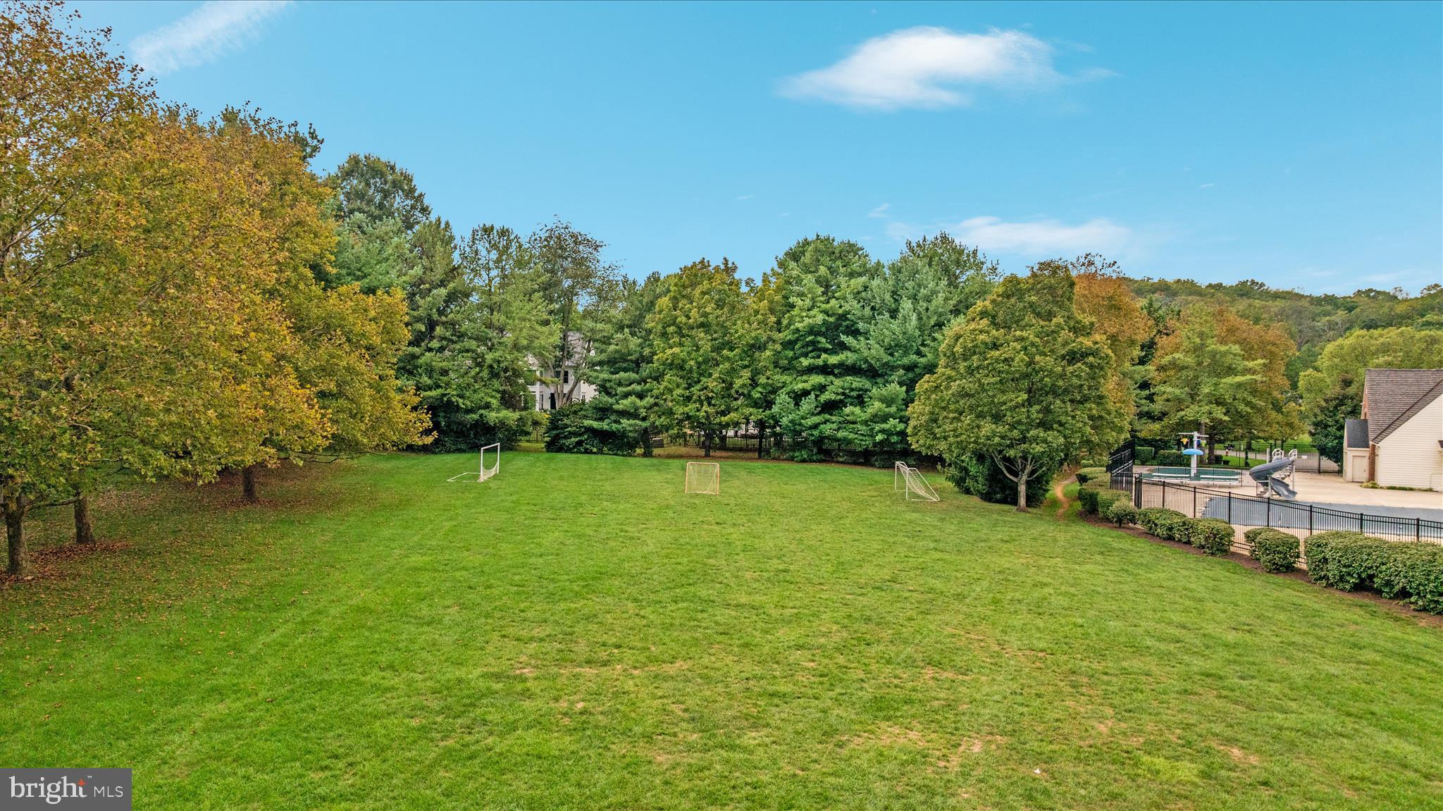 WOODLEA MANOR - Residential