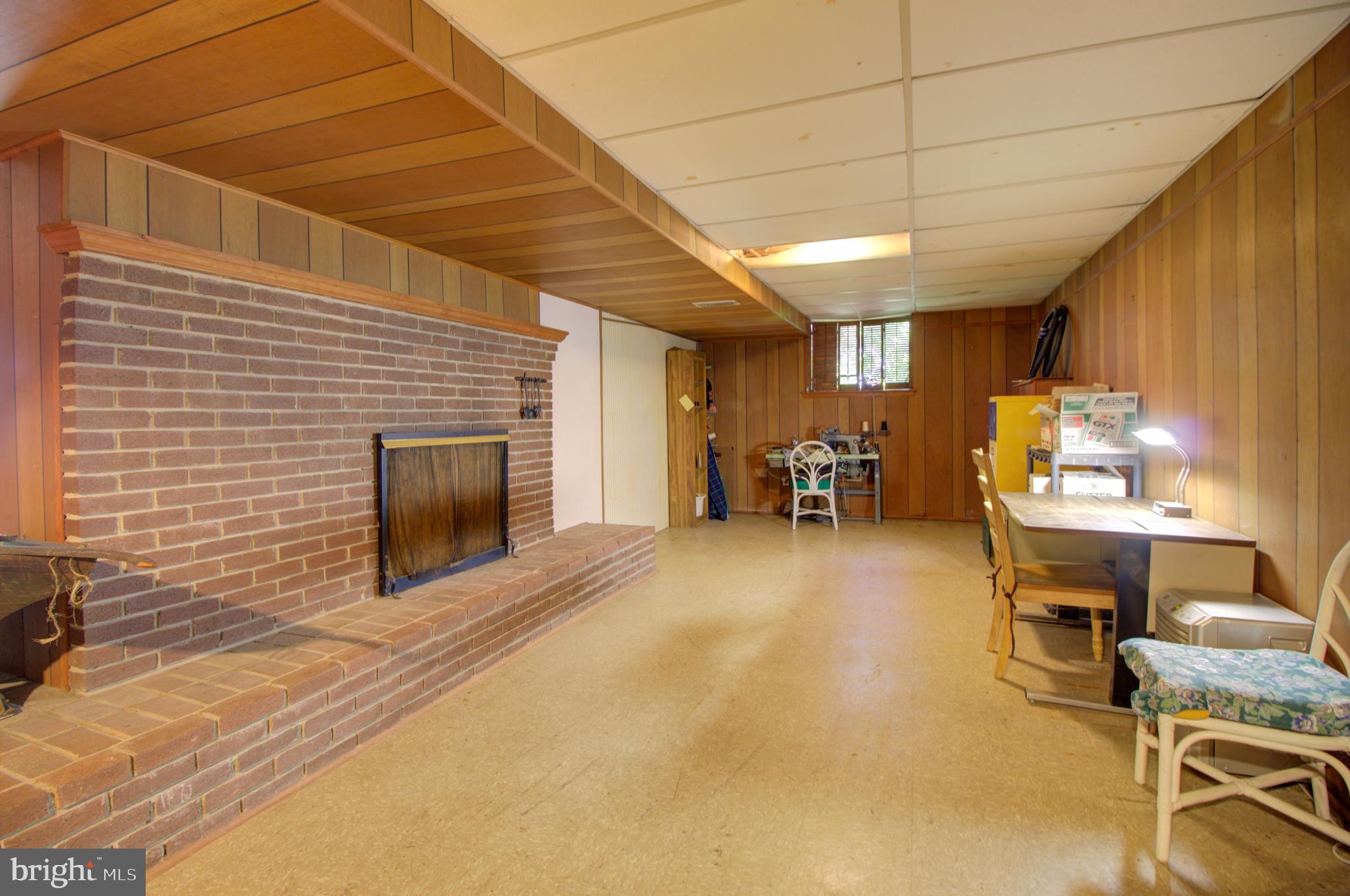 CAMELOT - Residential