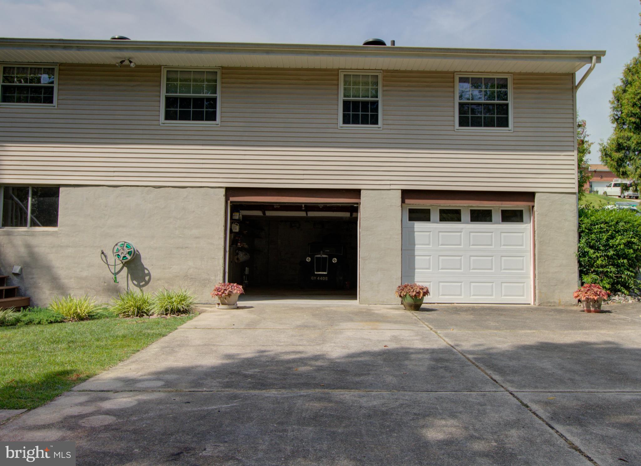 CAMELOT - Residential