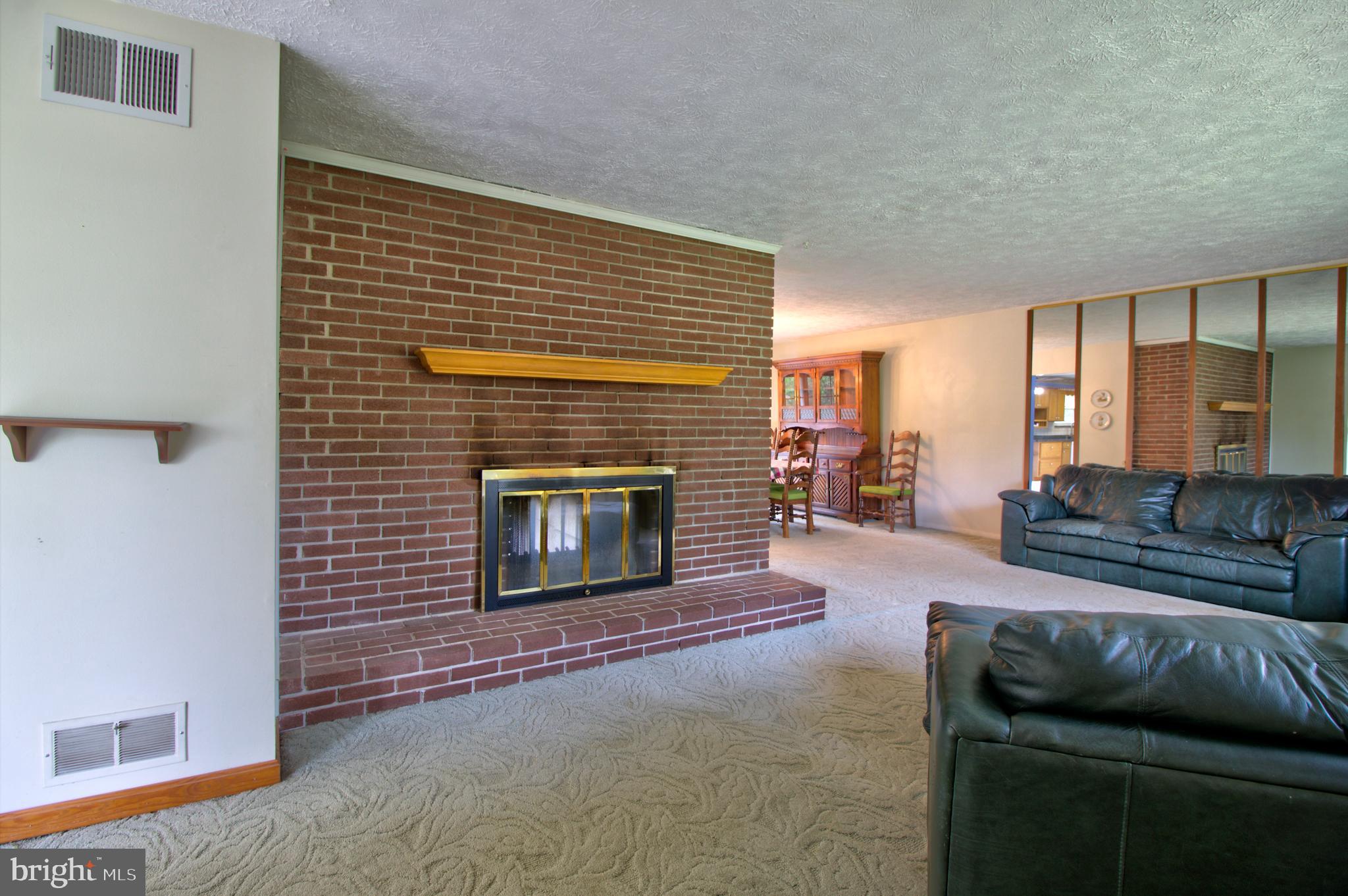 CAMELOT - Residential