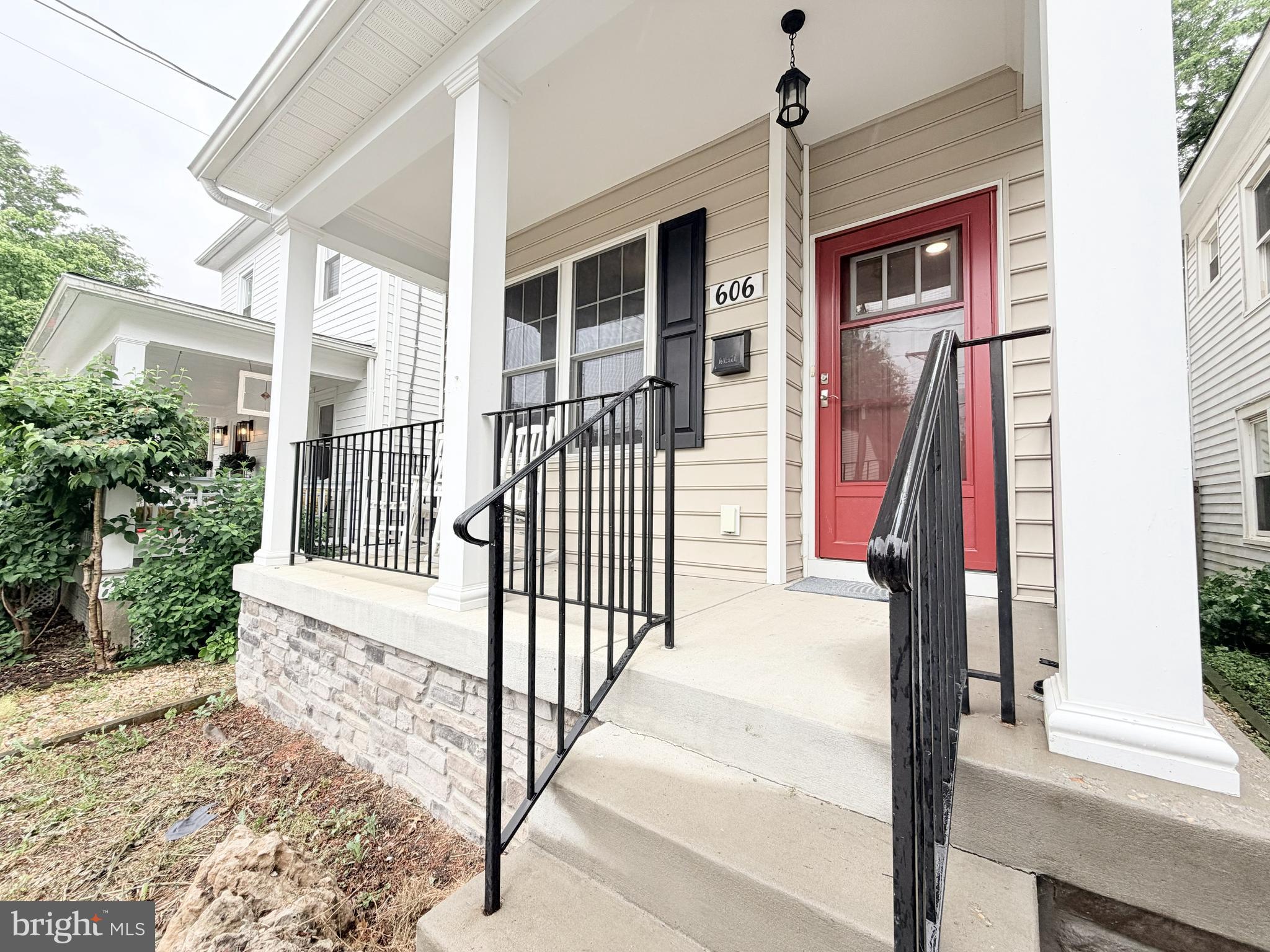 606 SHEPHERD STREET