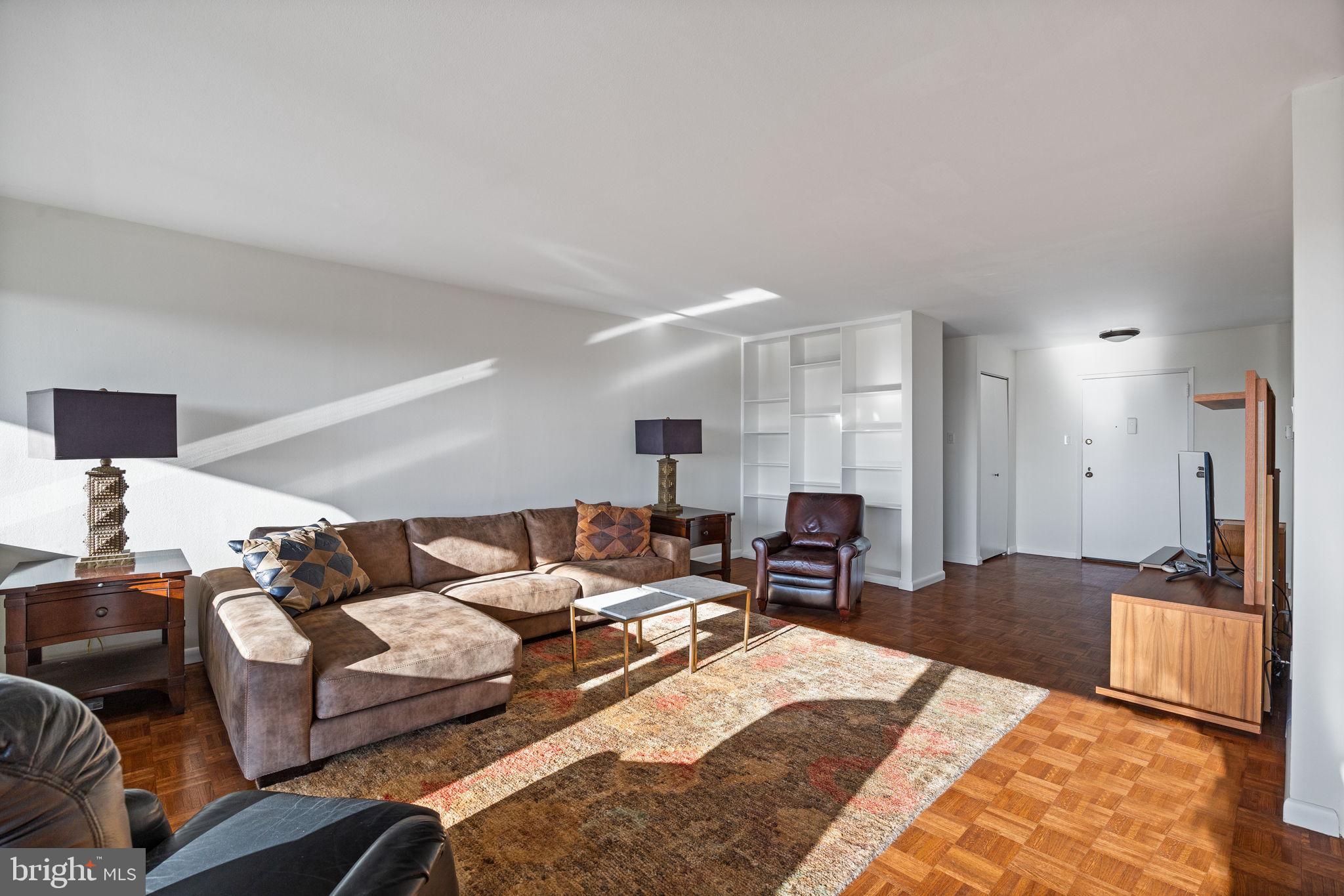 ART MUSEUM AREA - Residential