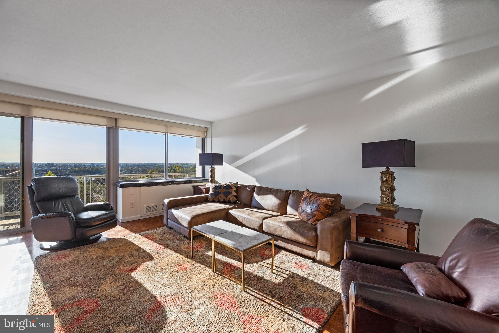 ART MUSEUM AREA - Residential