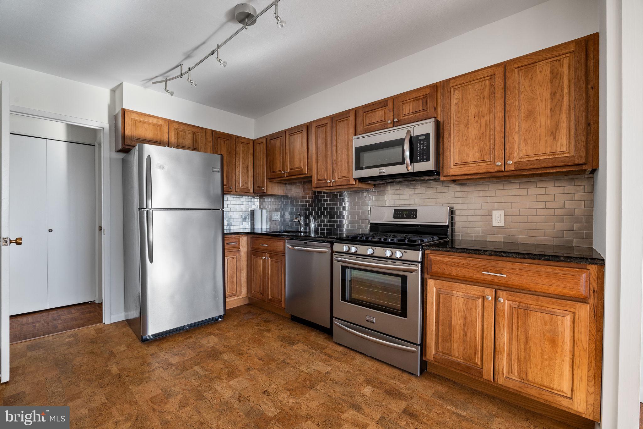 ART MUSEUM AREA - Residential