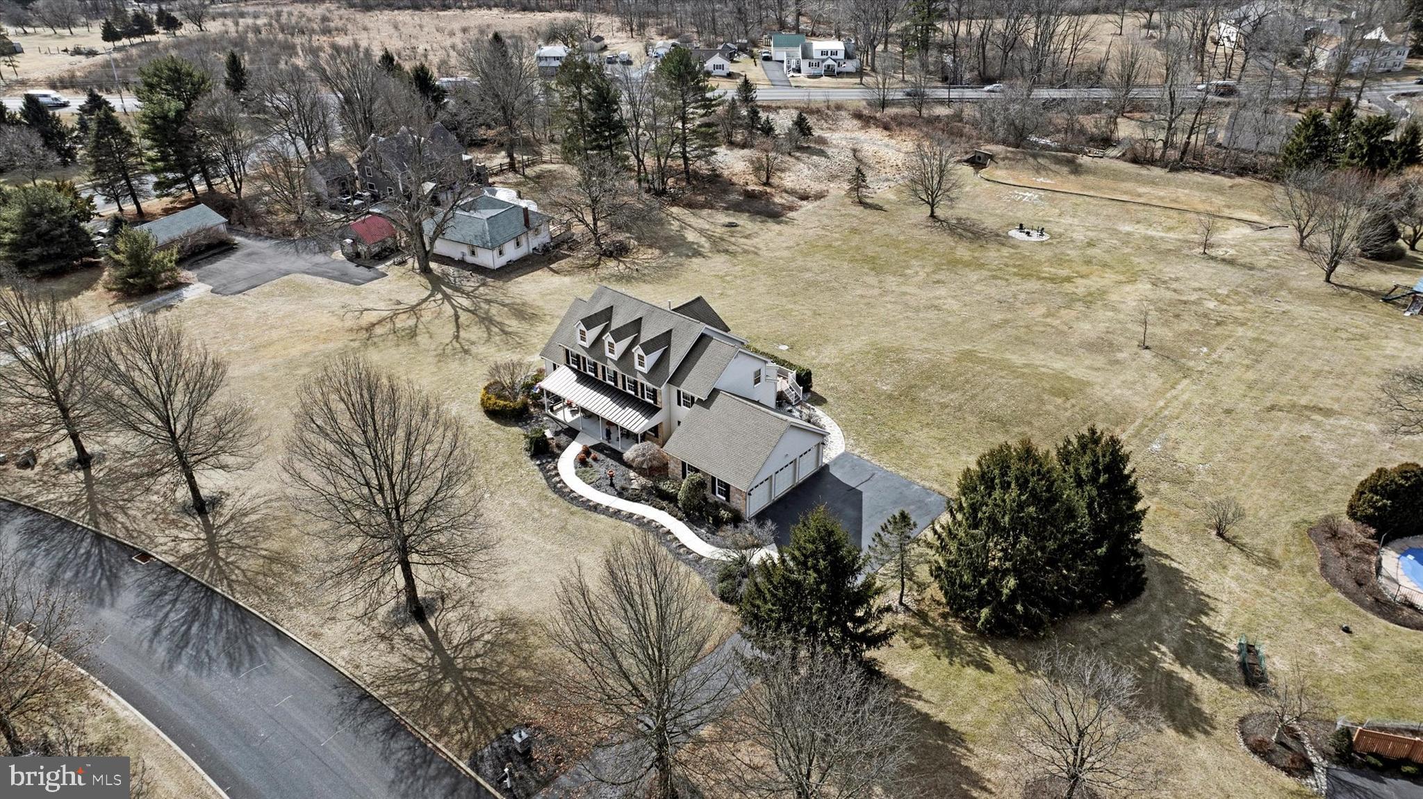 ESTATES AT BROOKSIDE - Residential