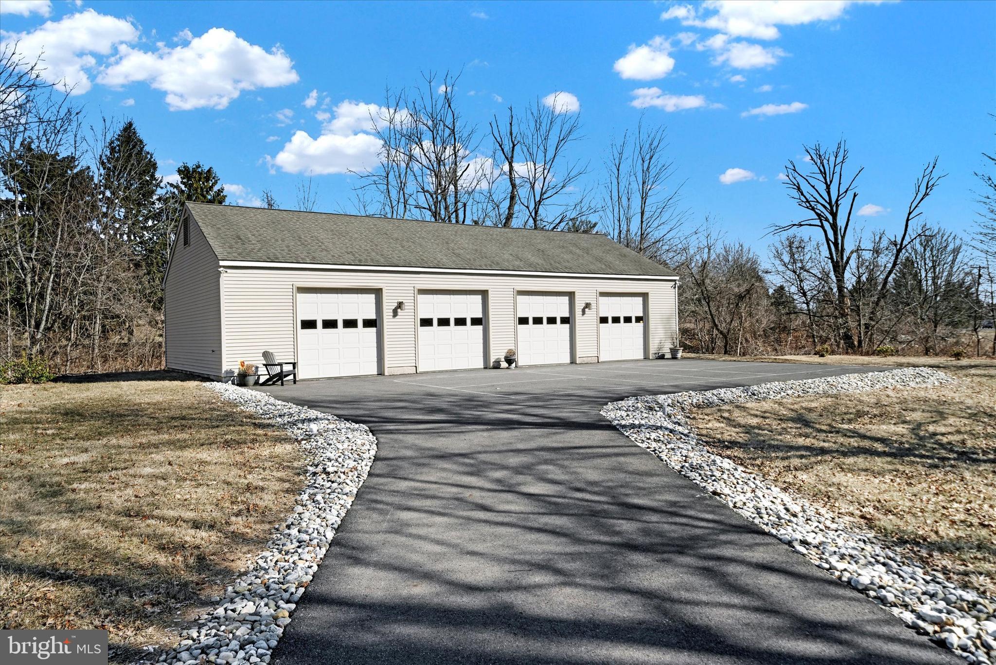 ESTATES AT BROOKSIDE - Residential