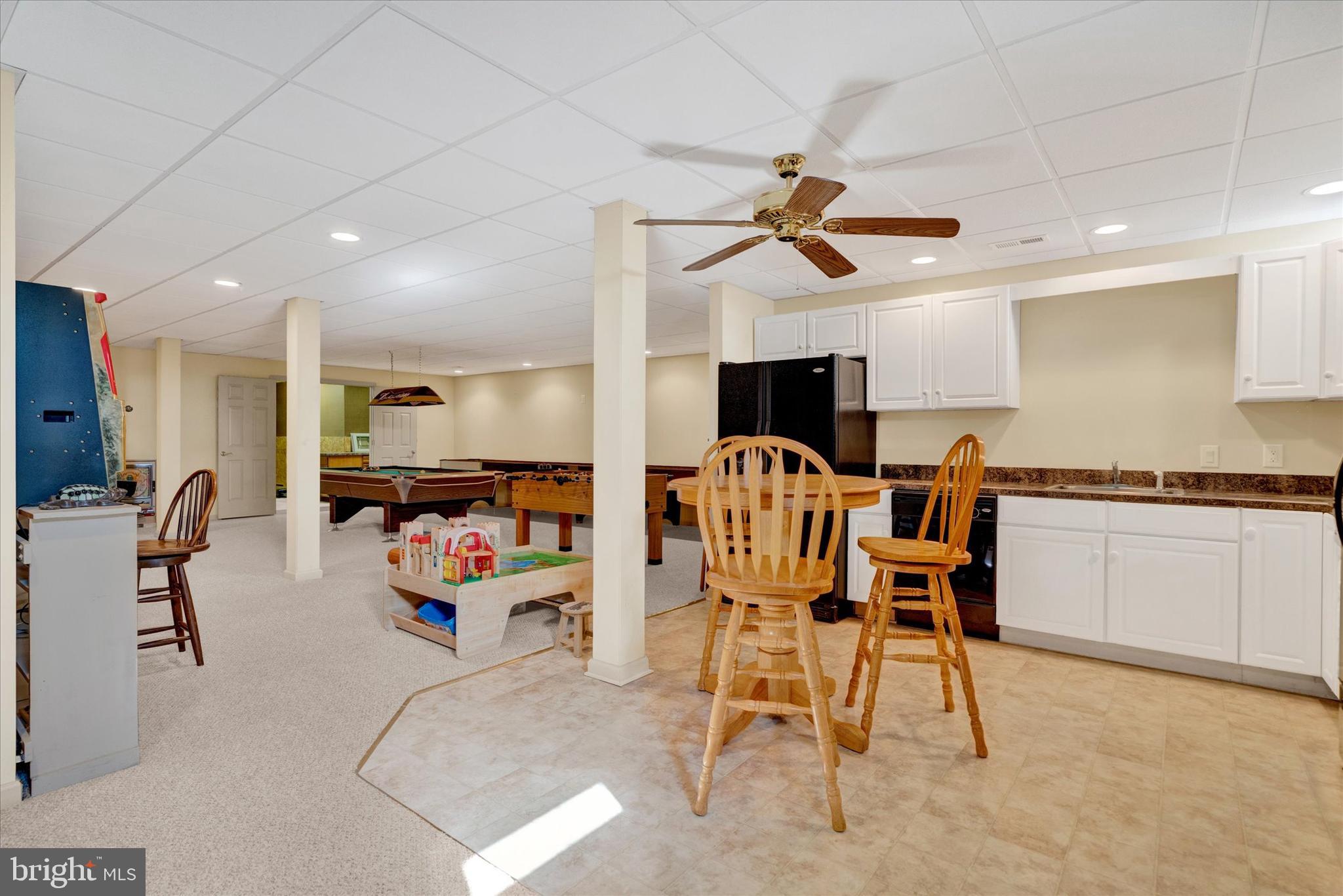 ESTATES AT BROOKSIDE - Residential