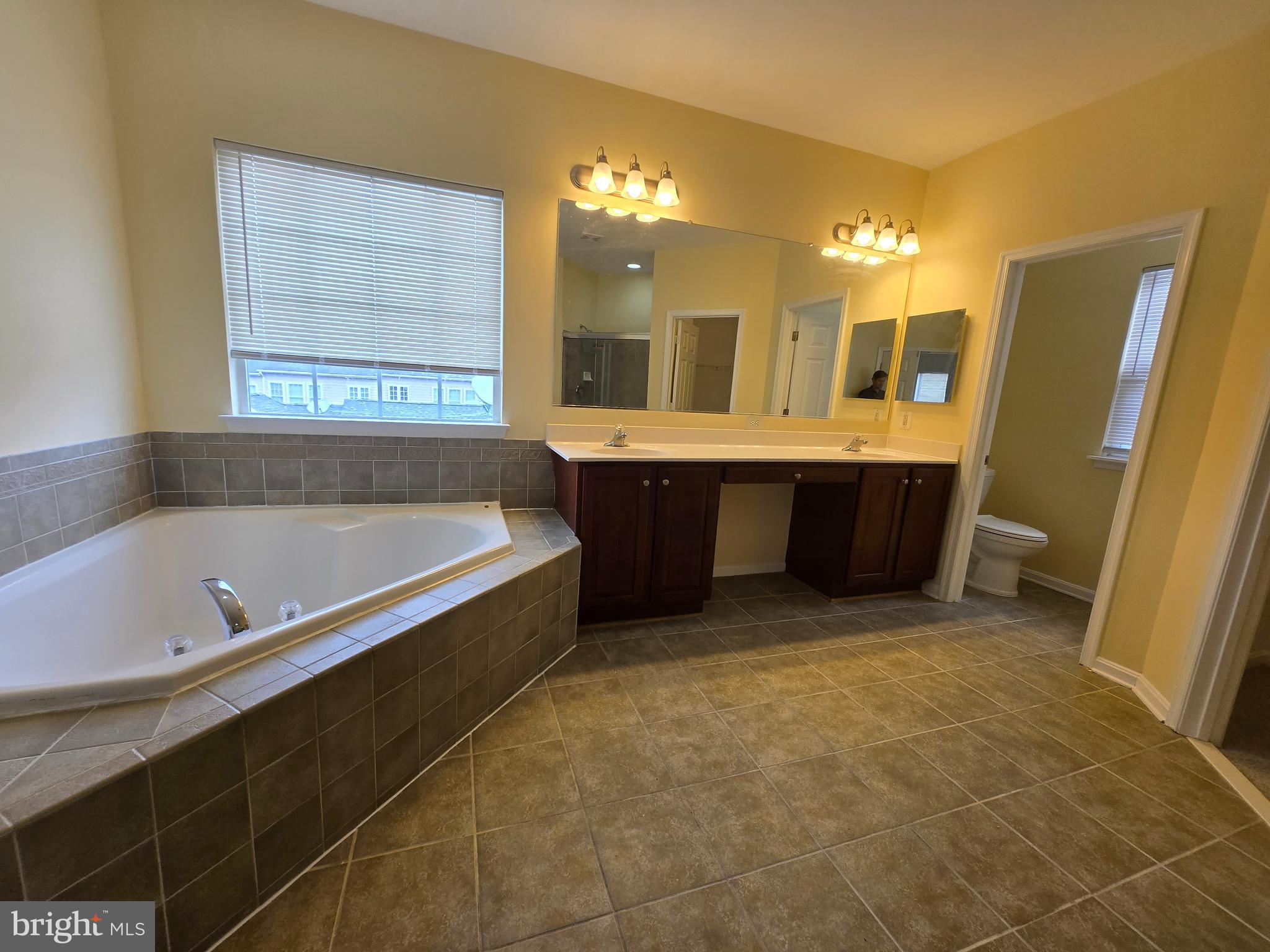 CLARKSBURG - Residential Lease