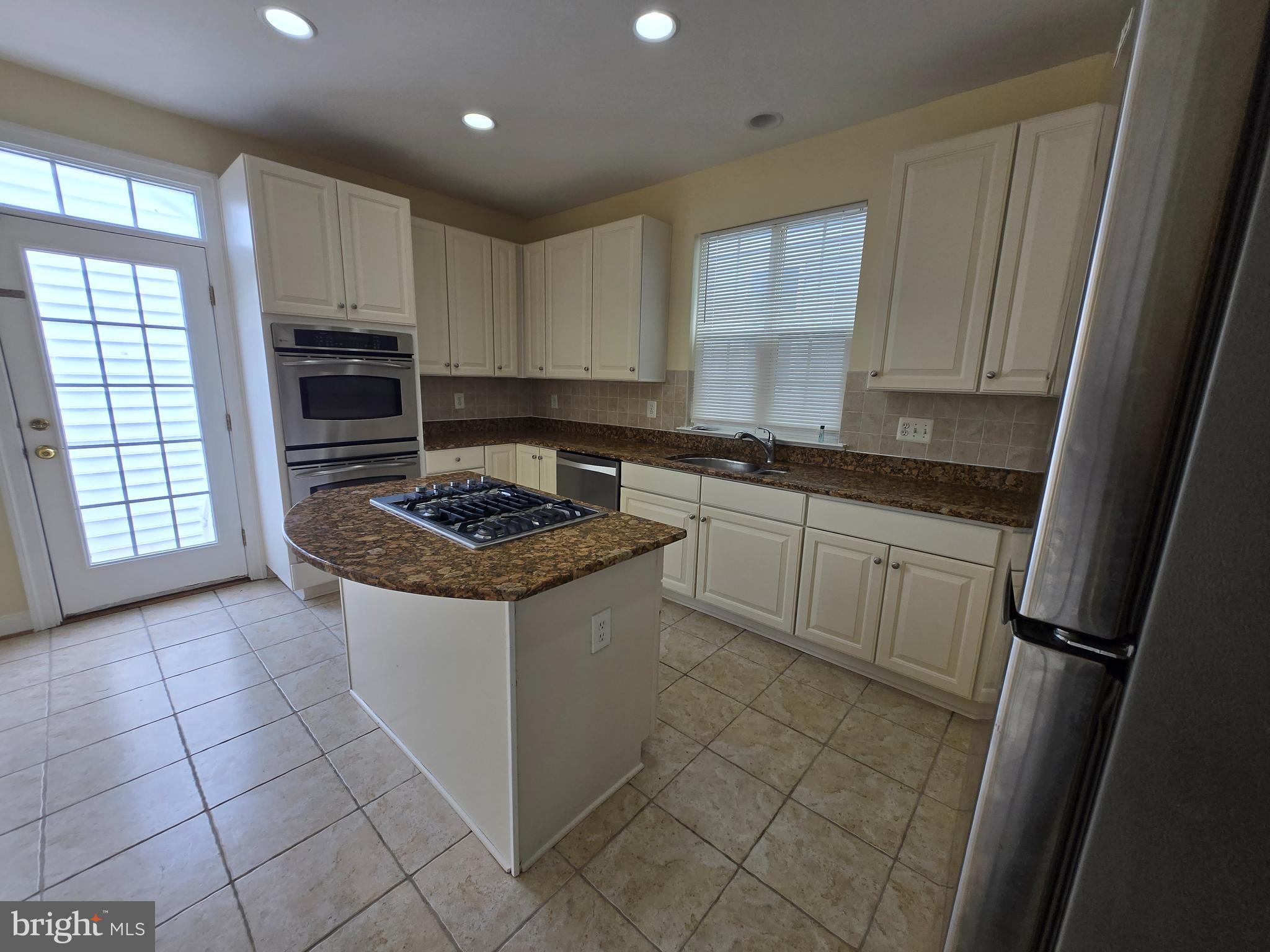 CLARKSBURG - Residential Lease