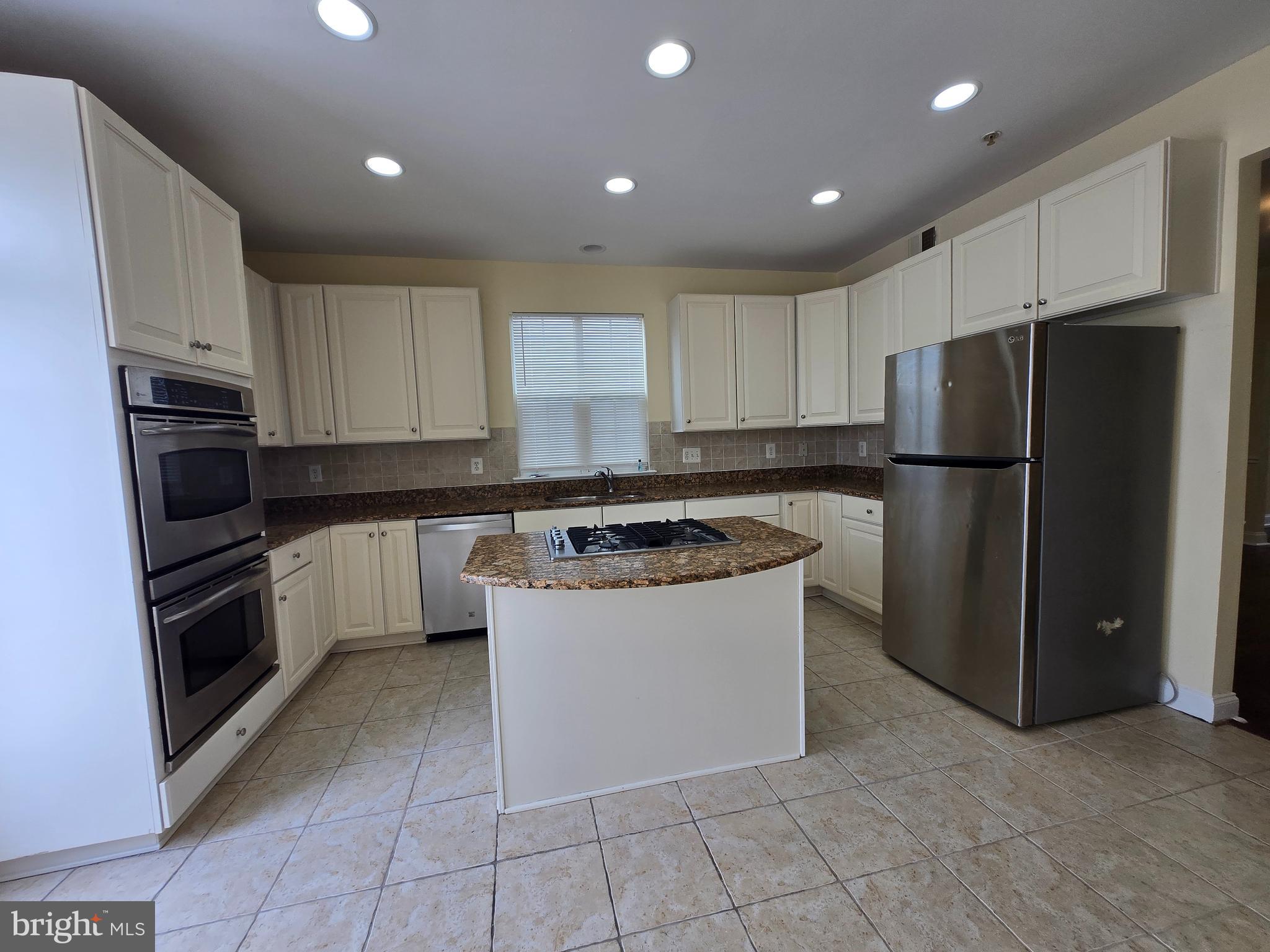 CLARKSBURG - Residential Lease