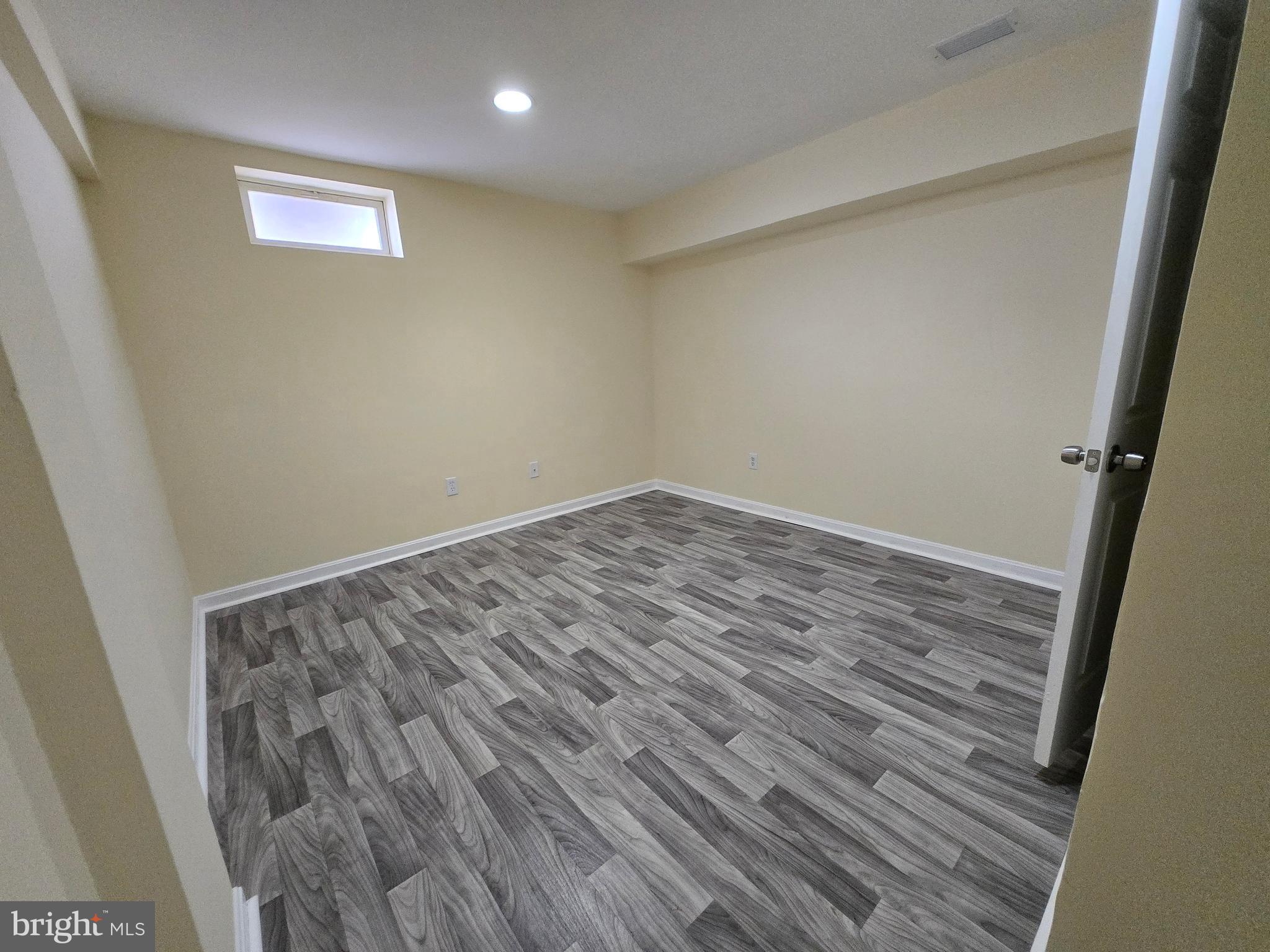 CLARKSBURG - Residential Lease