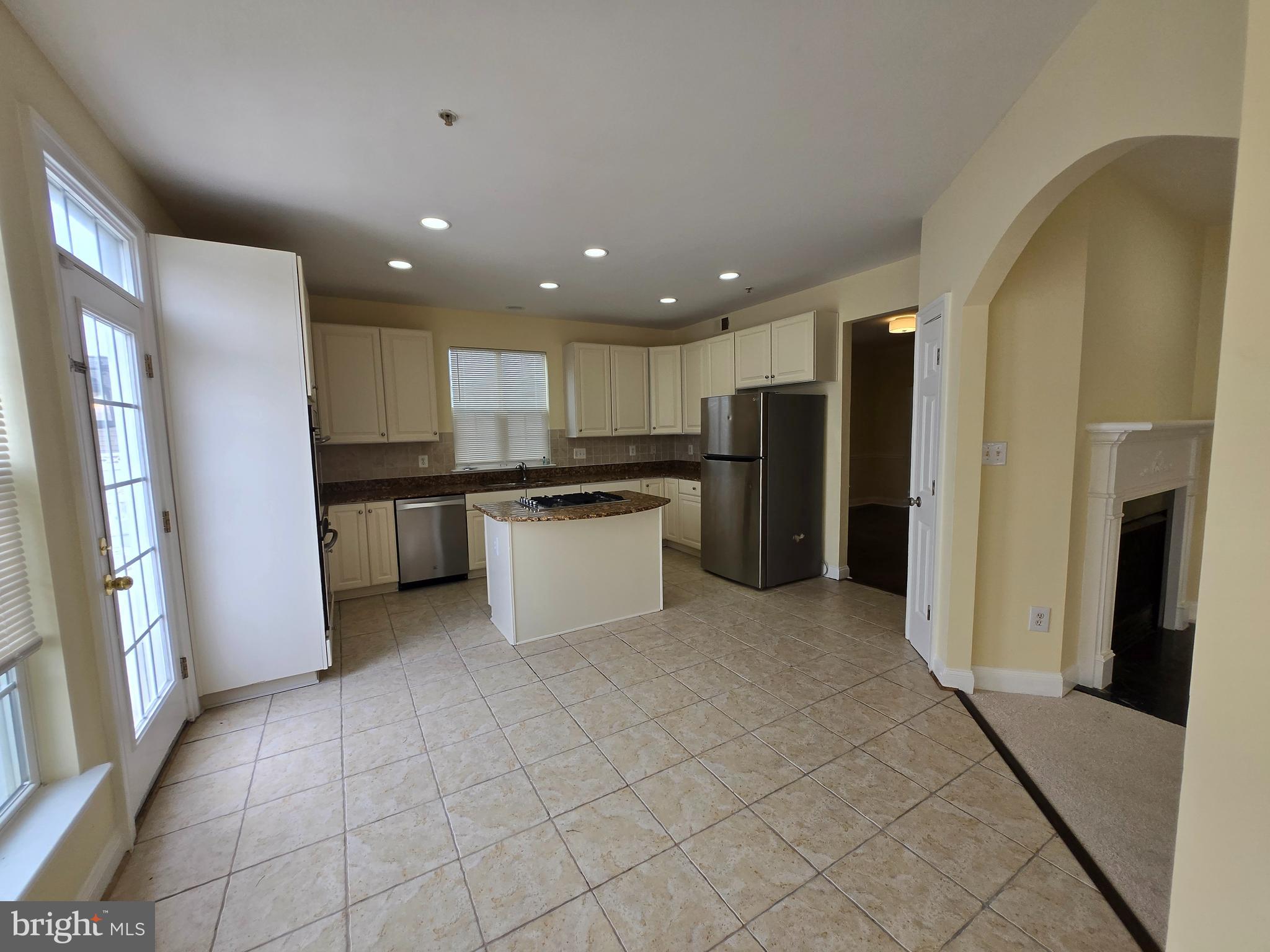 CLARKSBURG - Residential Lease