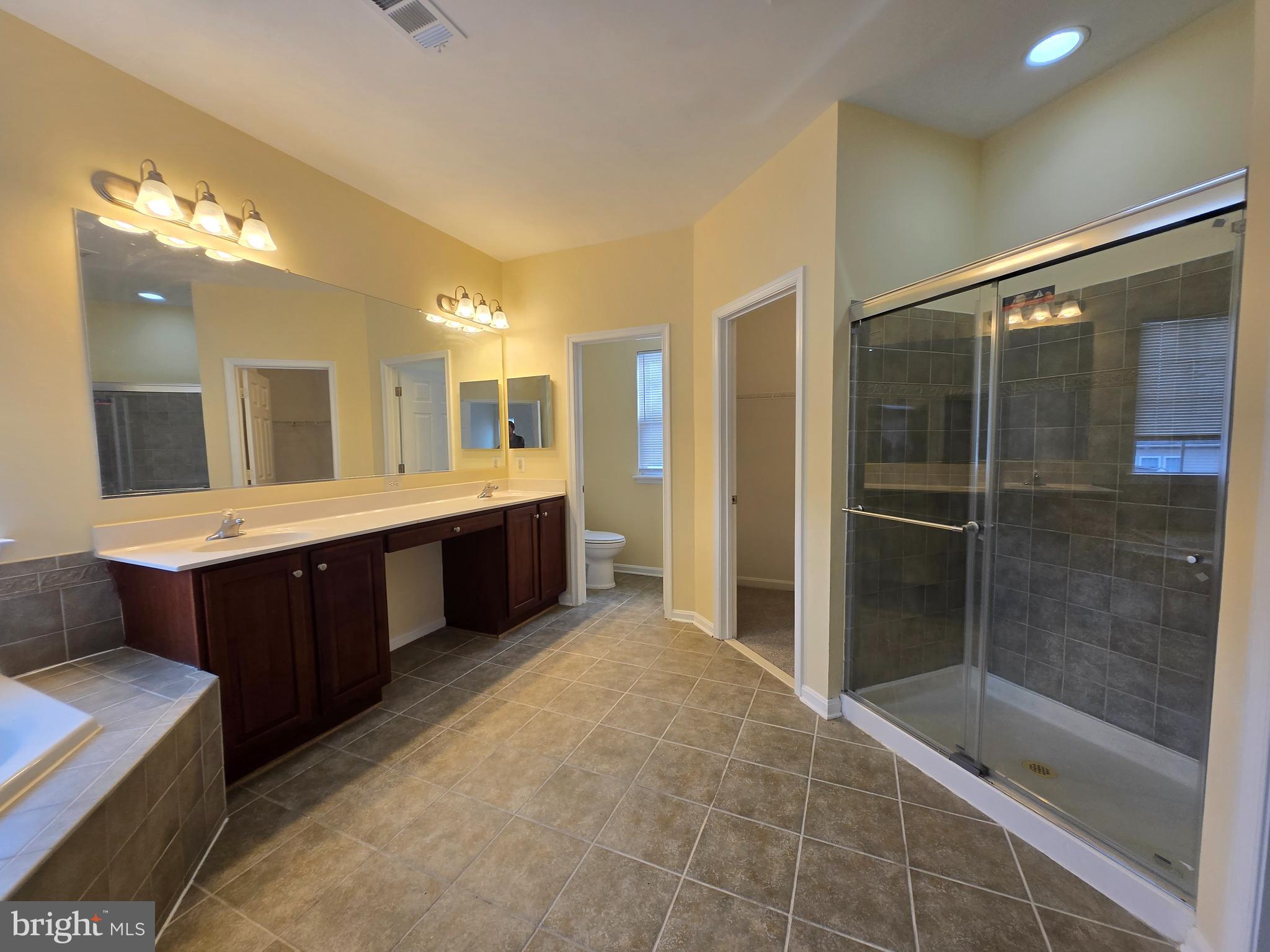 CLARKSBURG - Residential Lease