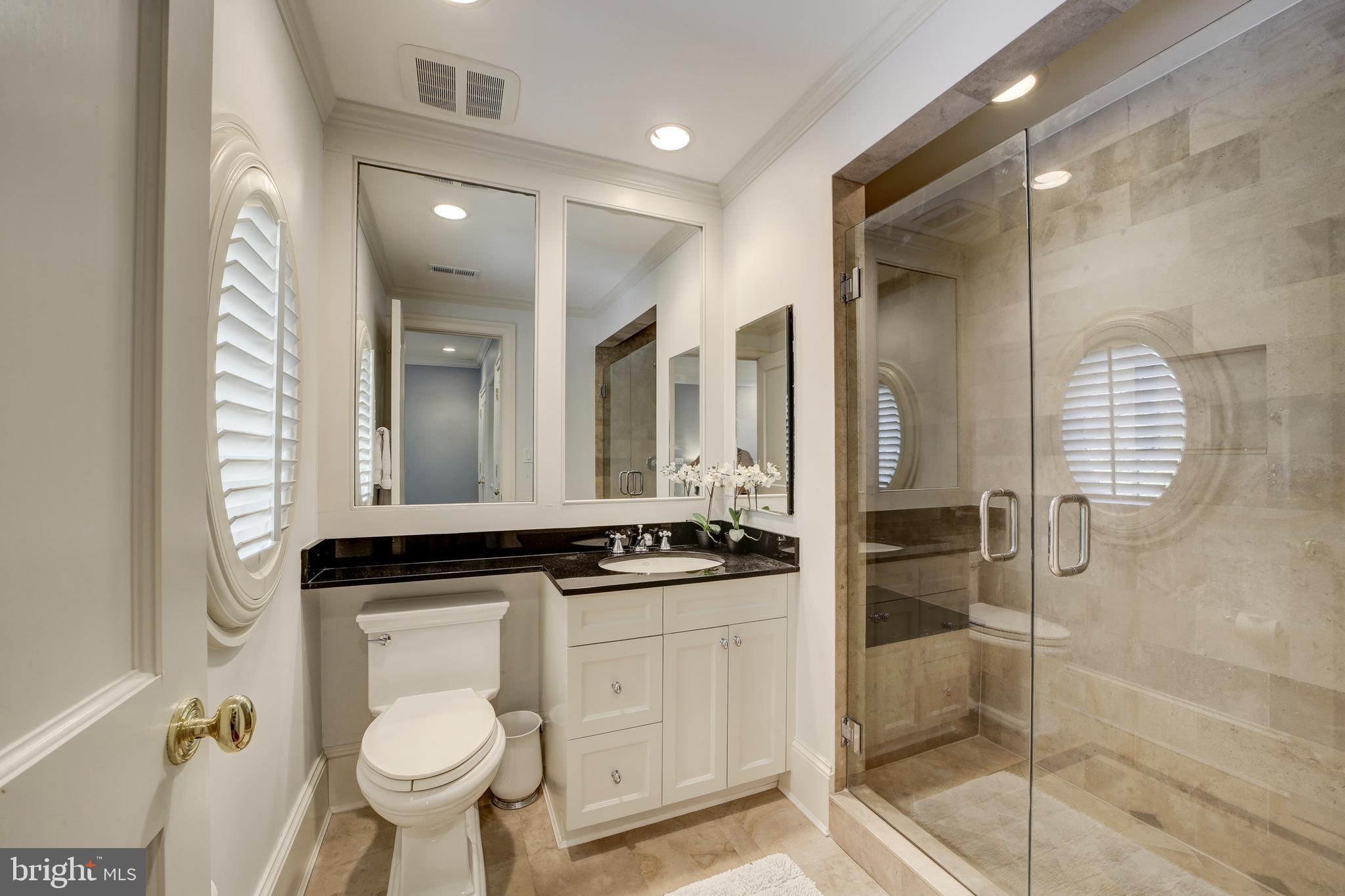 POTOMAC OUTSIDE - Residential