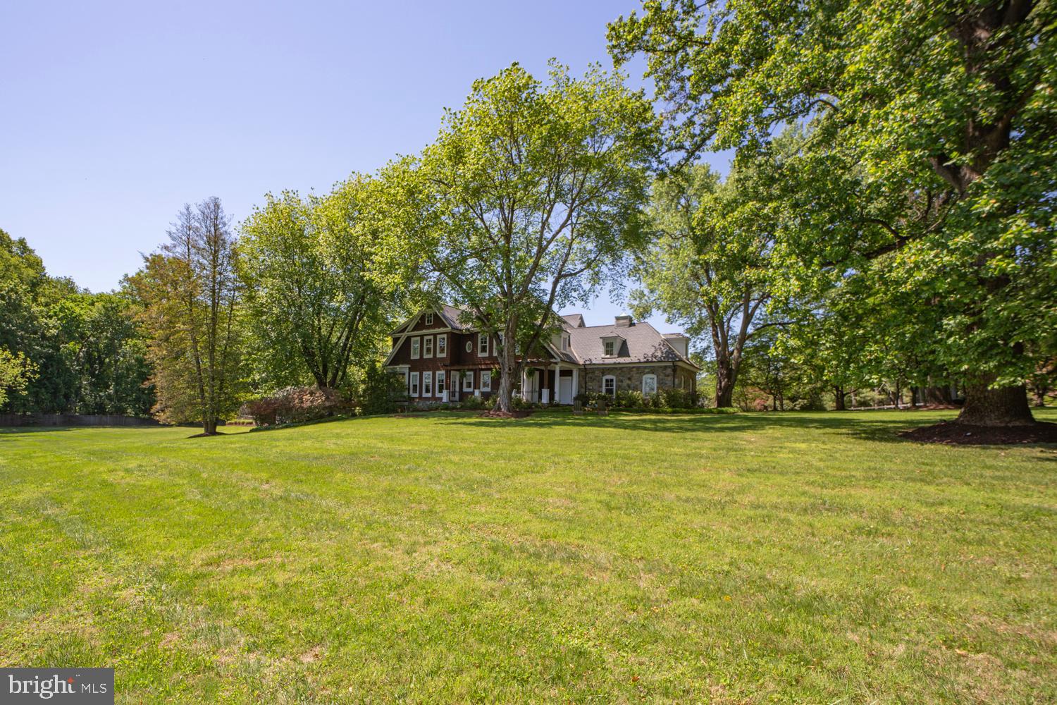 8800 SAUNDERS LANE