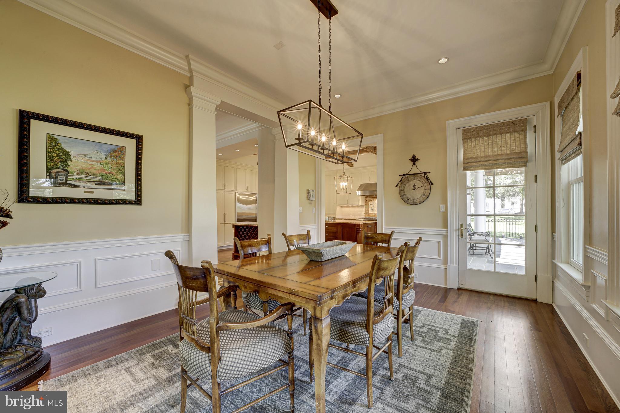 POTOMAC OUTSIDE - Residential