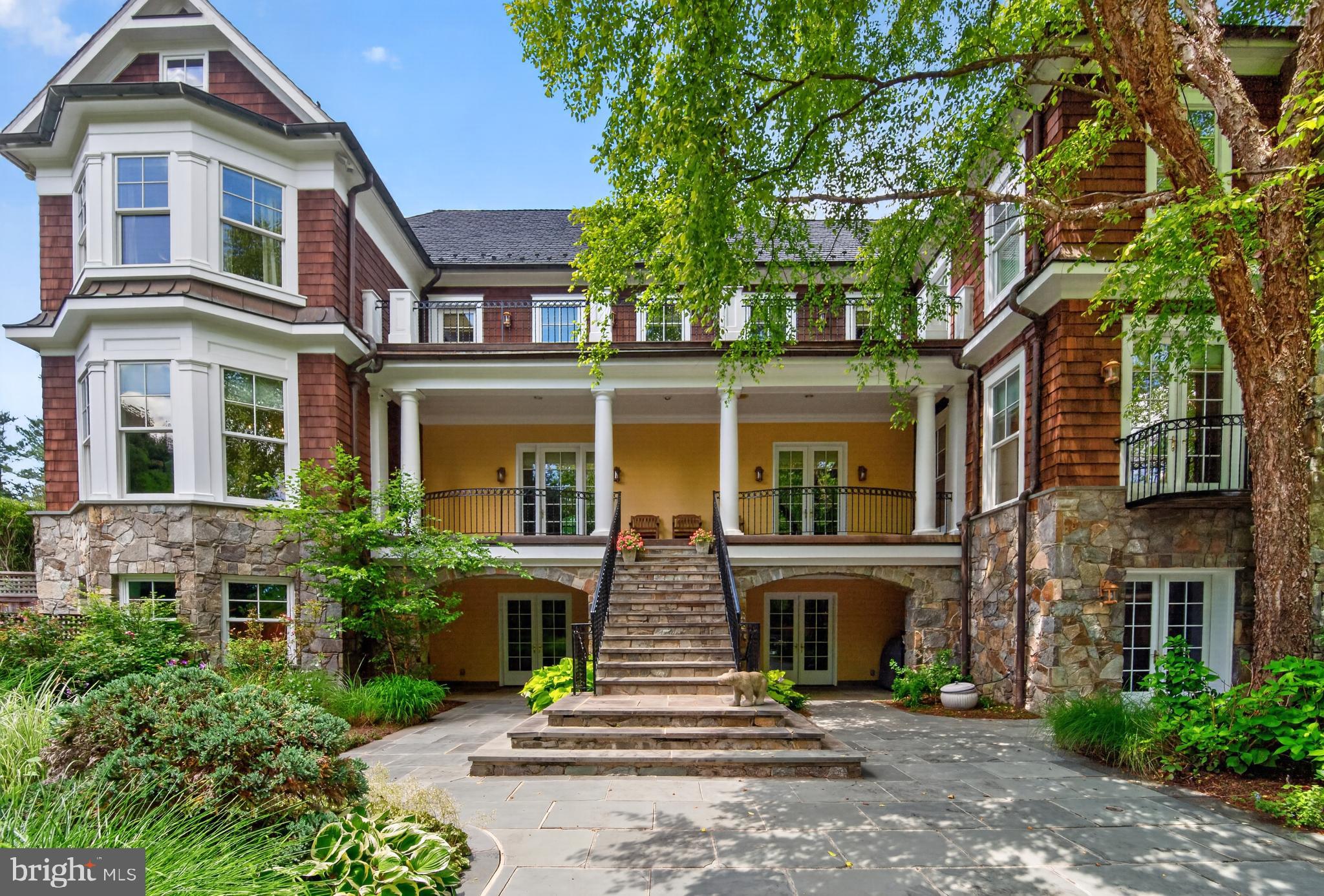 POTOMAC OUTSIDE - Residential