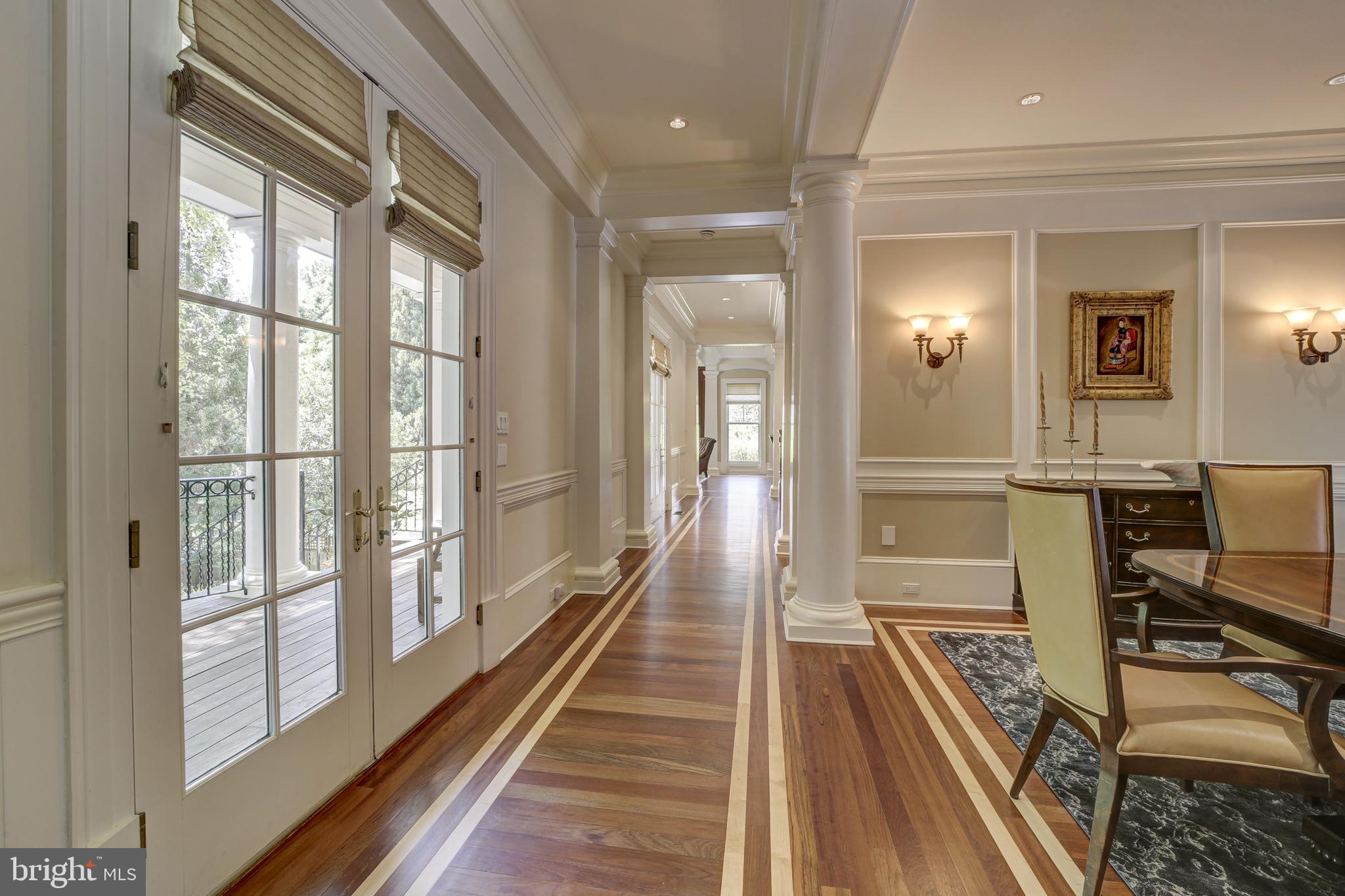 POTOMAC OUTSIDE - Residential