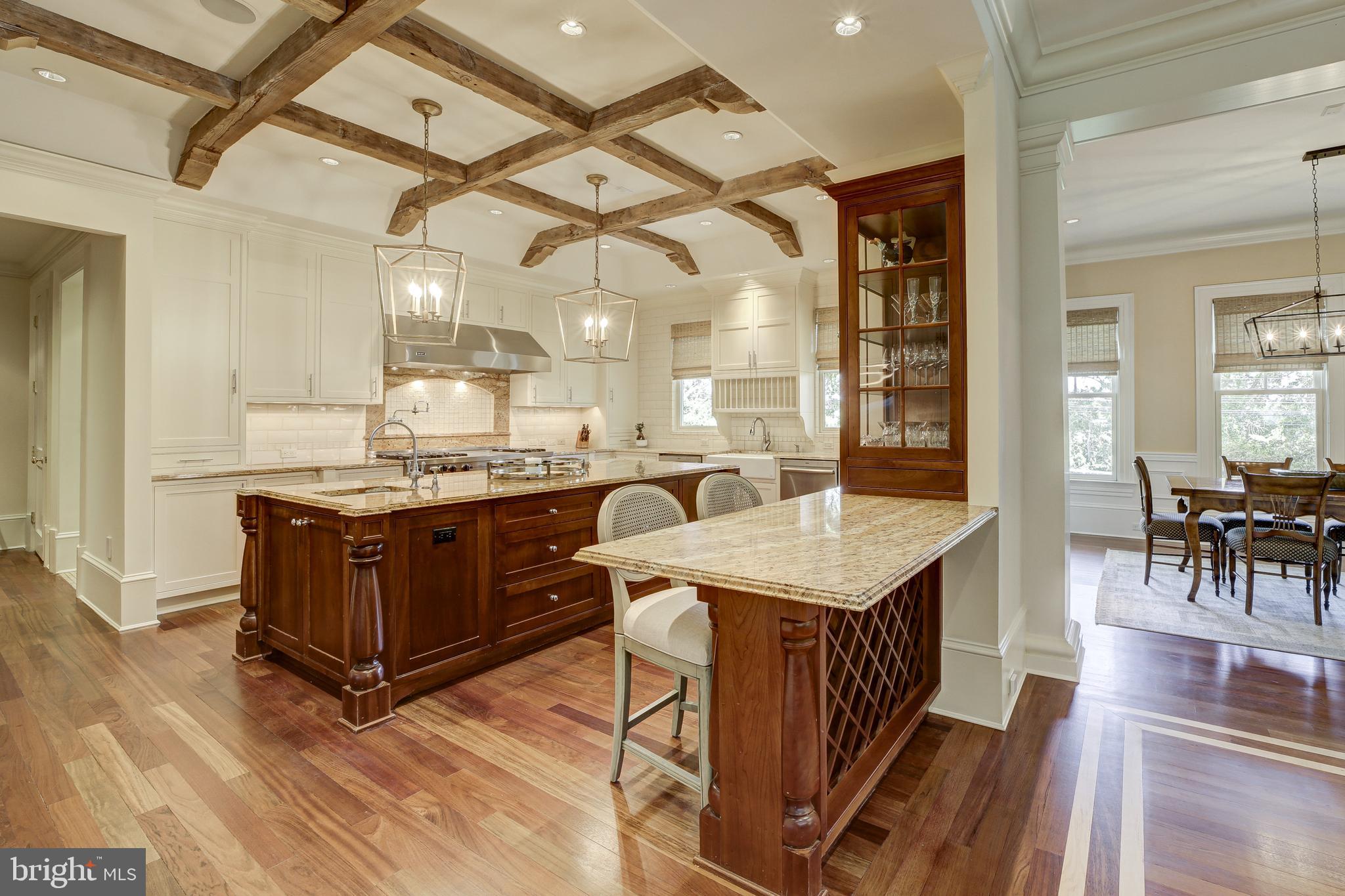 POTOMAC OUTSIDE - Residential