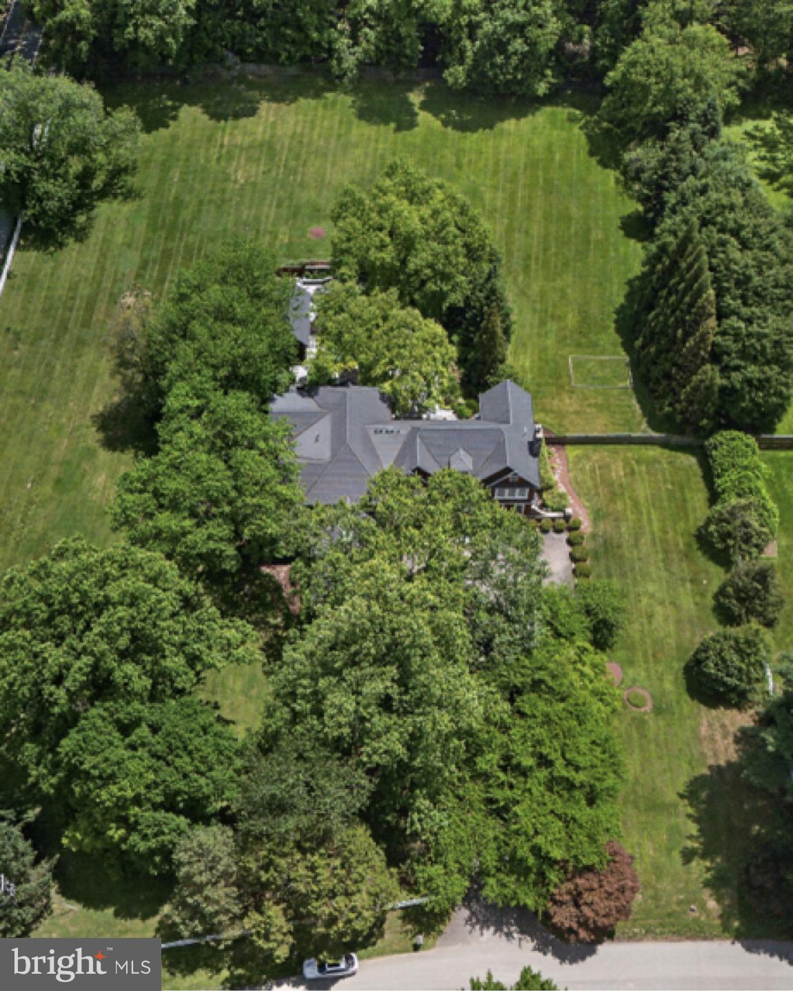 POTOMAC OUTSIDE - Residential