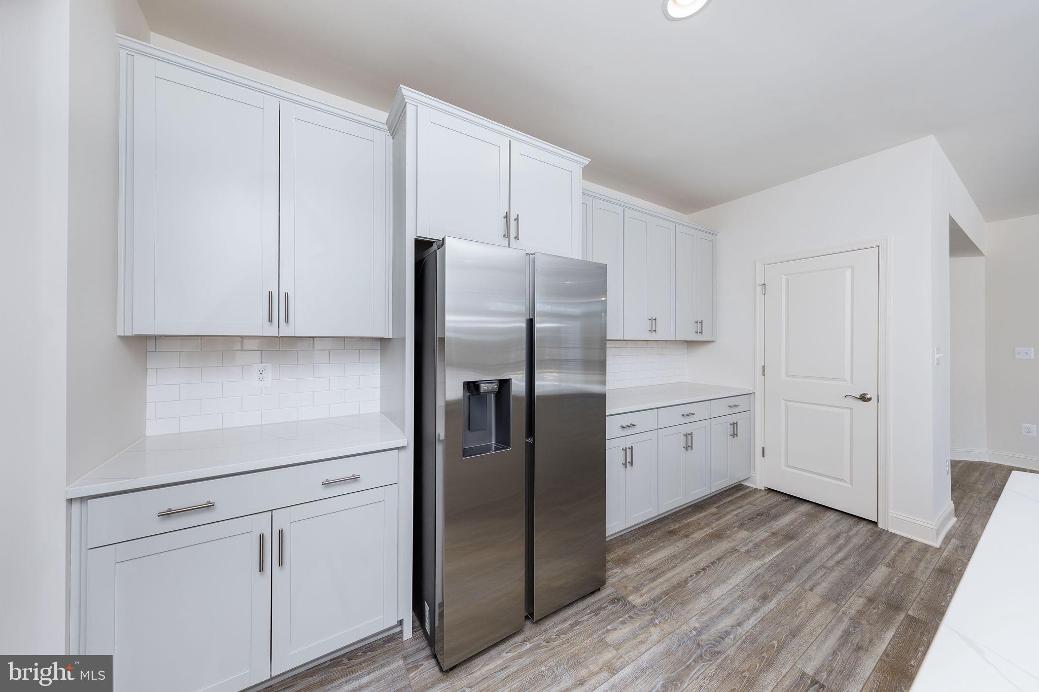 SOUTH TREEVIEW ESTATES - Residential