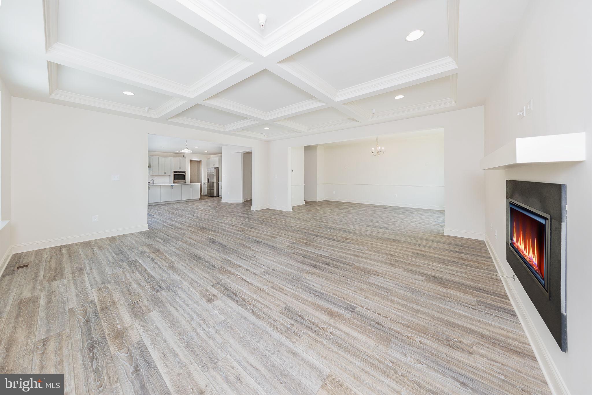 SOUTH TREEVIEW ESTATES - Residential