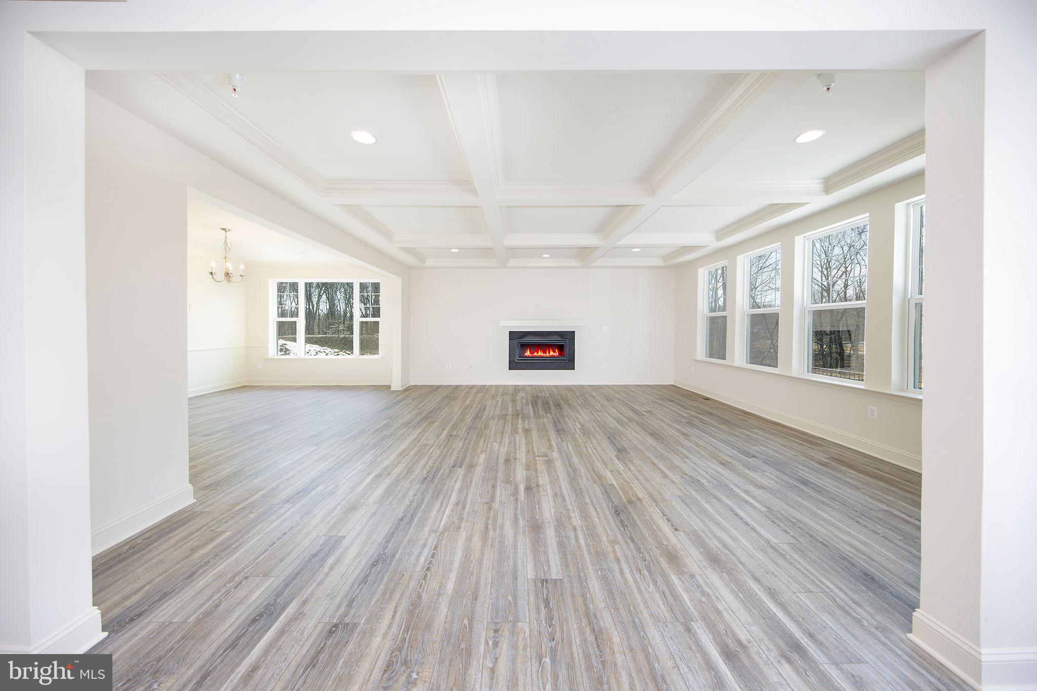 SOUTH TREEVIEW ESTATES - Residential