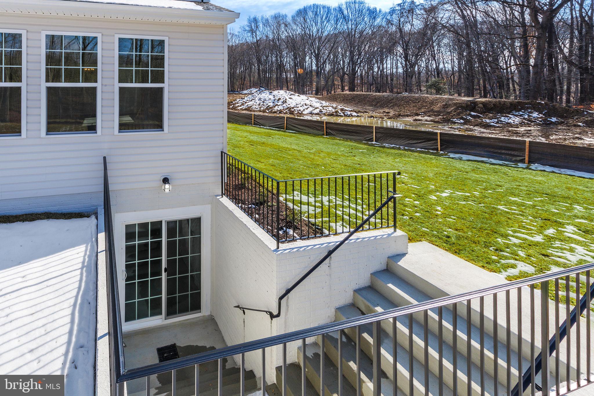 SOUTH TREEVIEW ESTATES - Residential